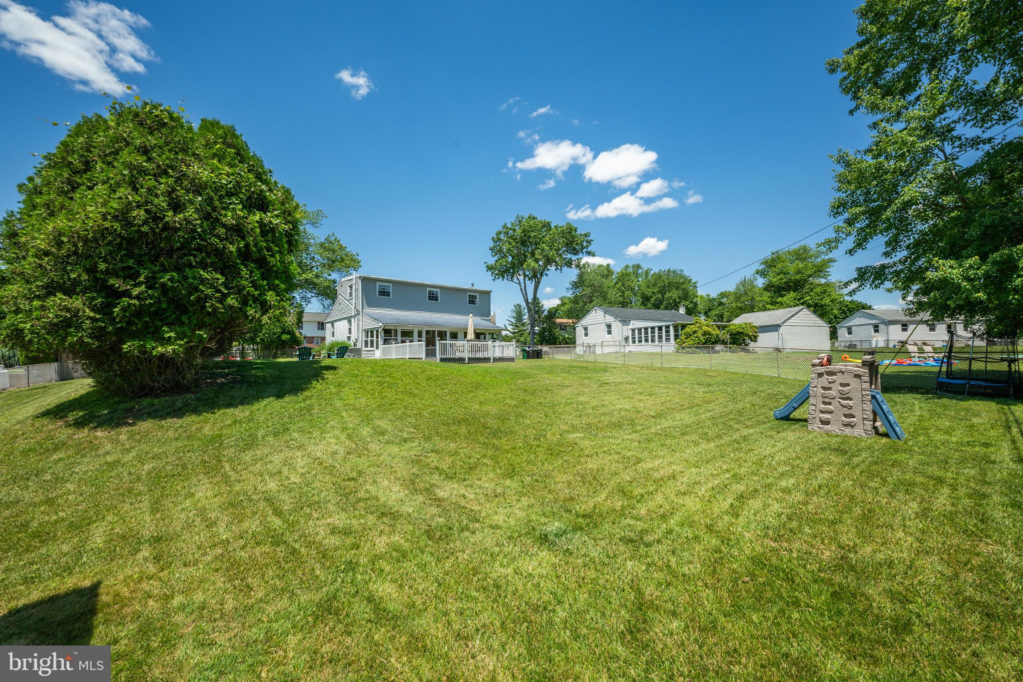MEADOWVIEW ESTATES - Residential