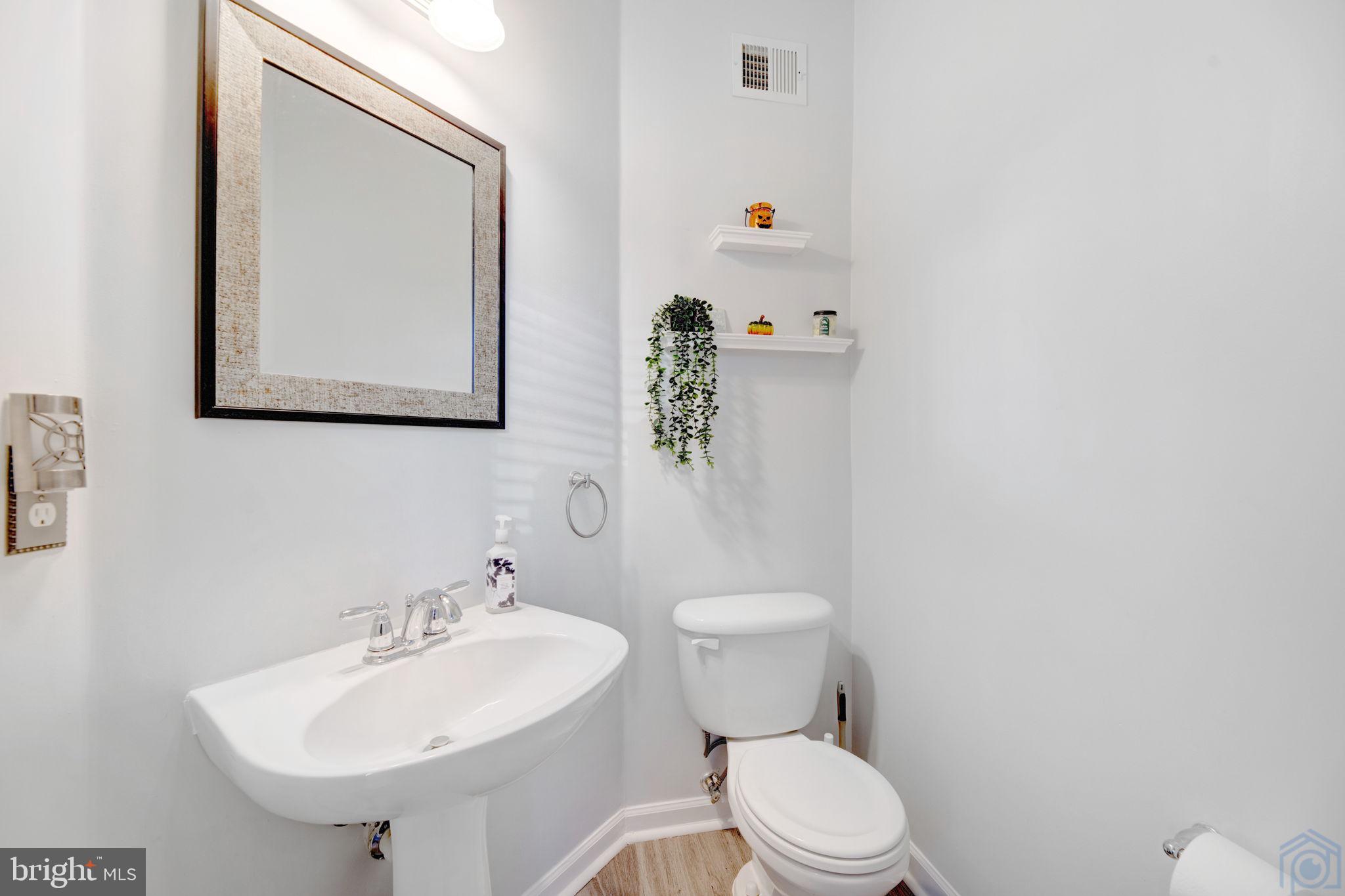 RICHFIELD STATION VILLAGE - Residential Lease