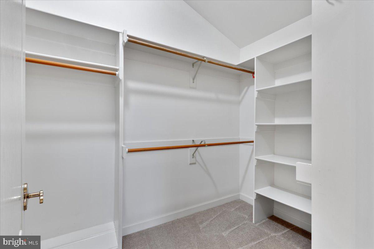 EVENING HILLS - Residential