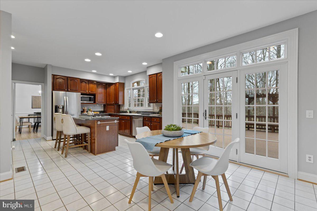 EVENING HILLS - Residential