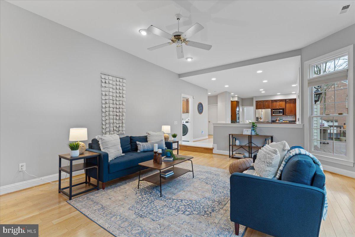 EVENING HILLS - Residential