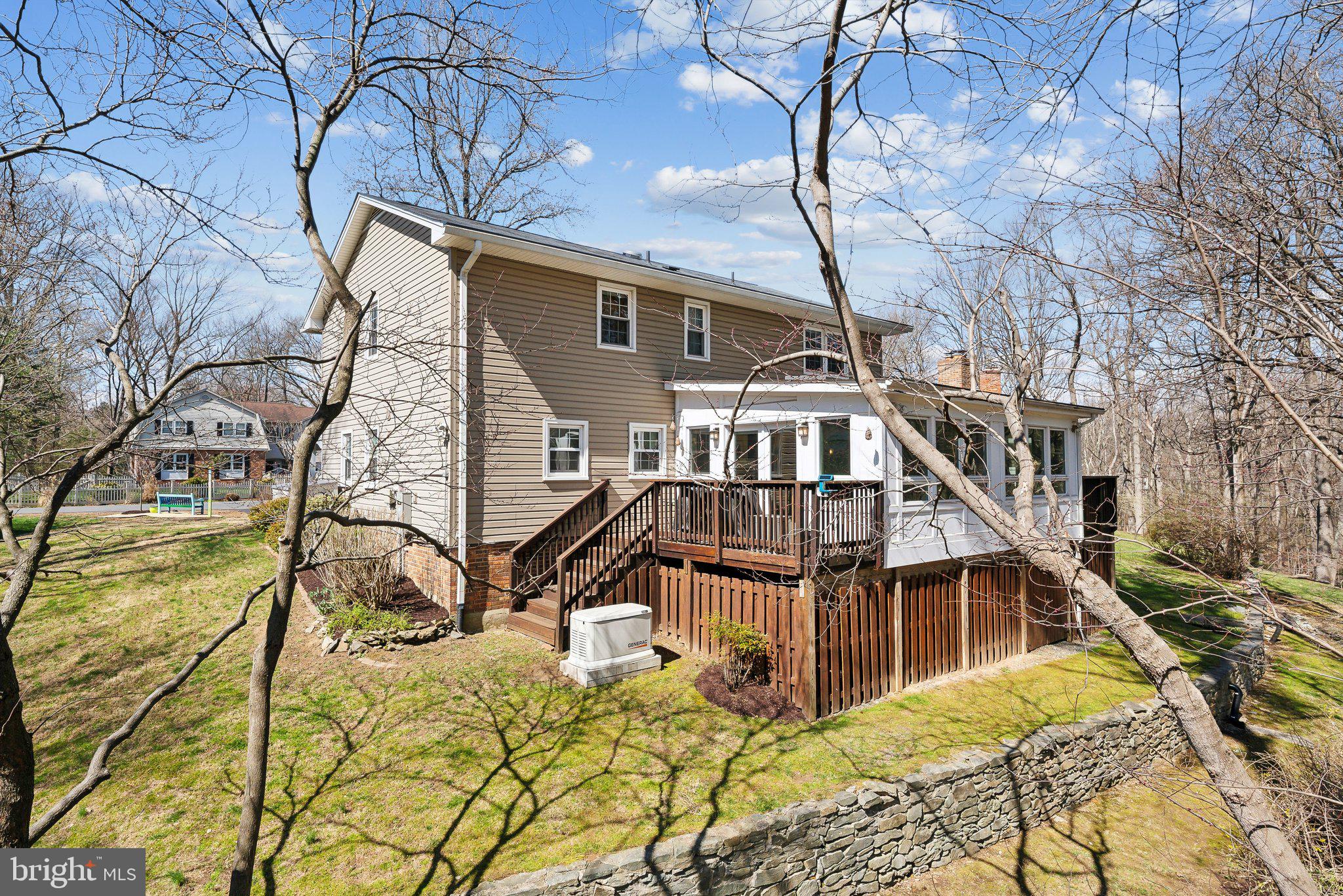 WAYSIDE - Residential