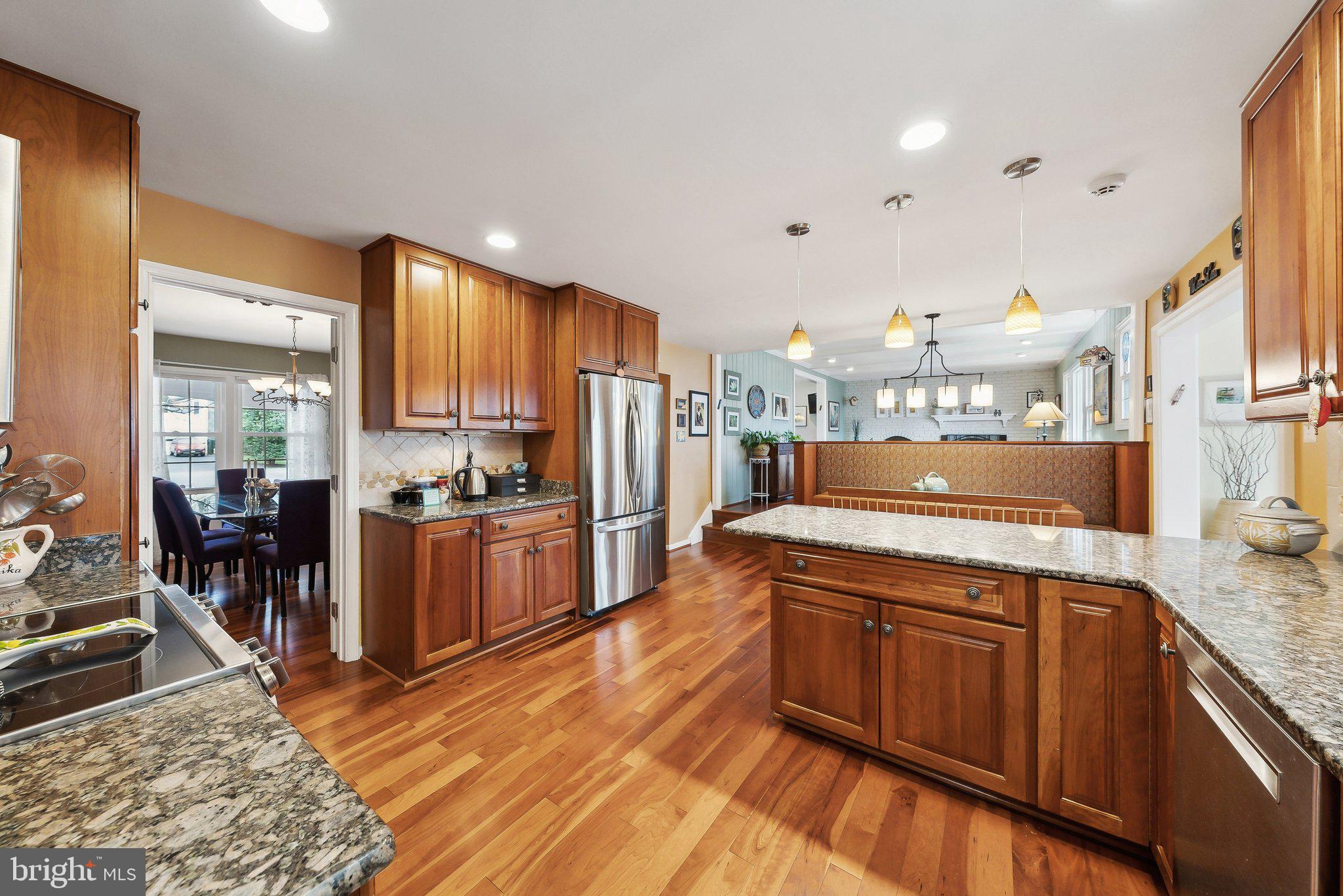 WAYSIDE - Residential