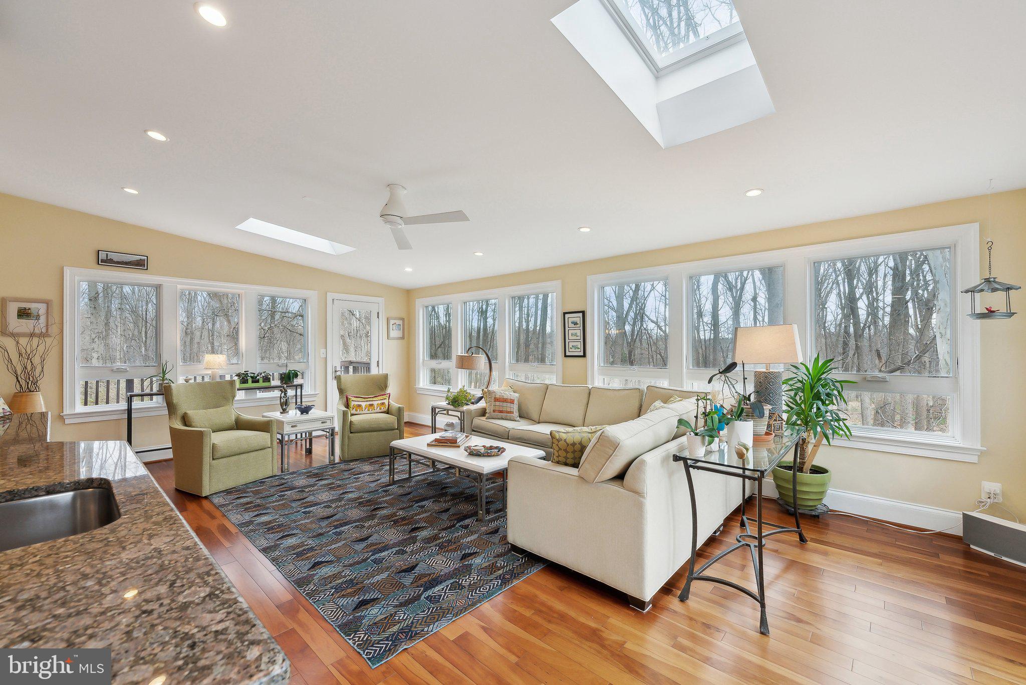 WAYSIDE - Residential