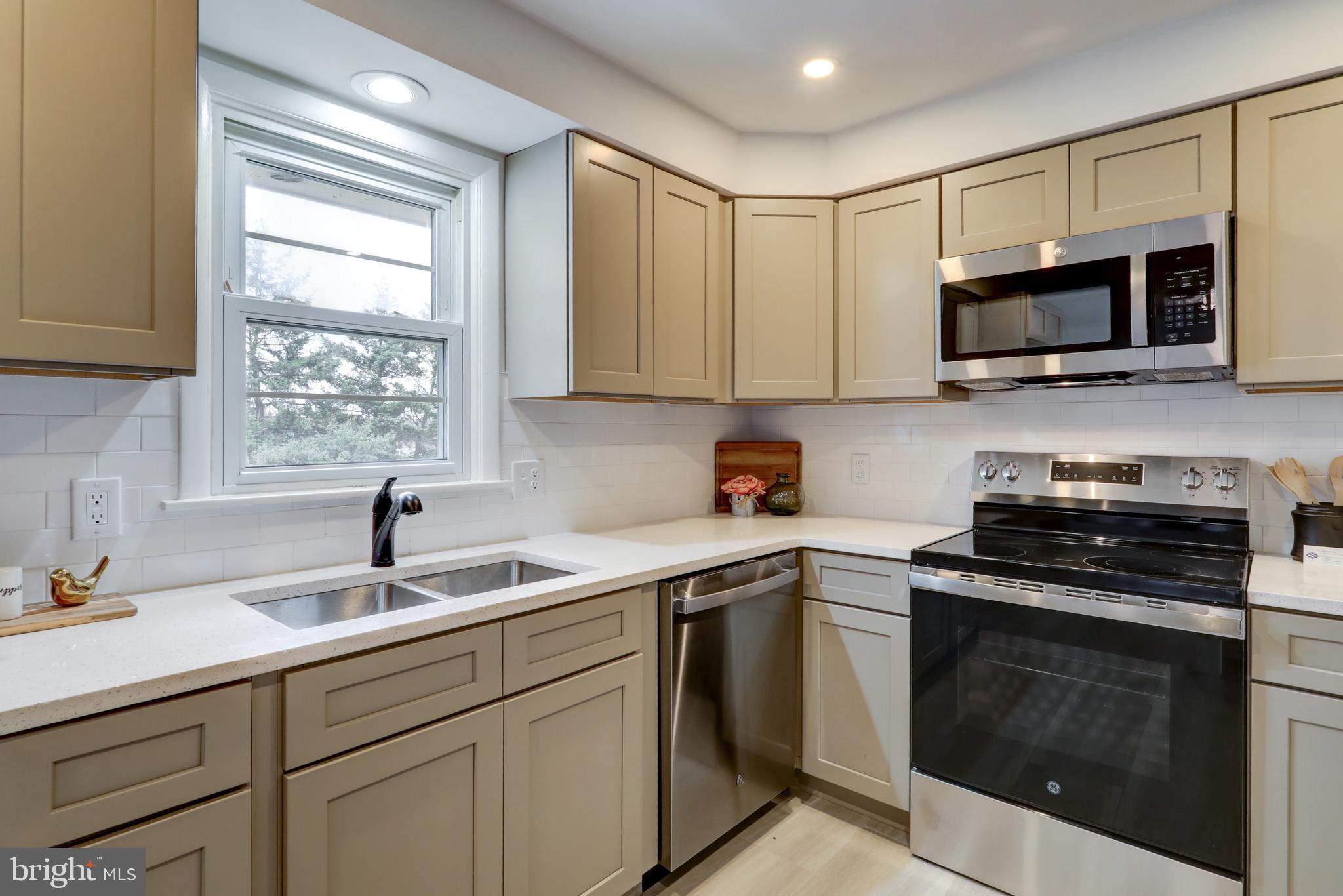 WEST MANCHESTER TWP - Residential