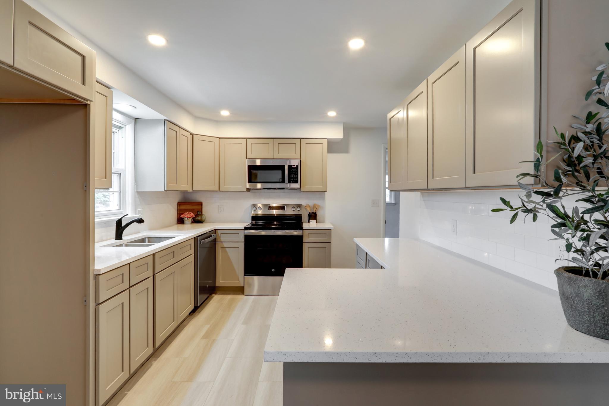 WEST MANCHESTER TWP - Residential