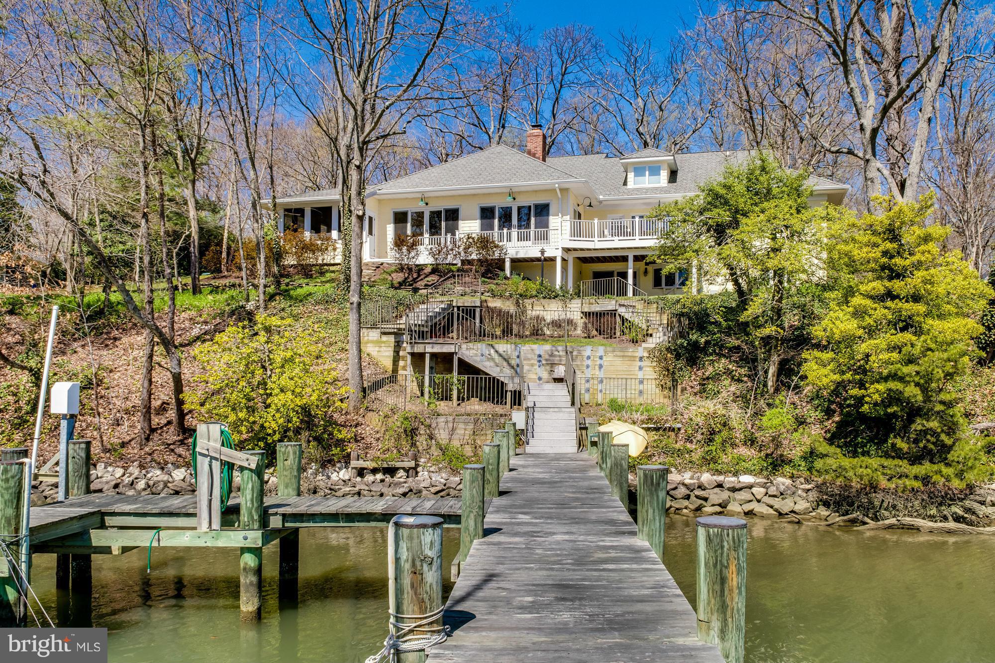 ANNAPOLIS ROADS - Residential