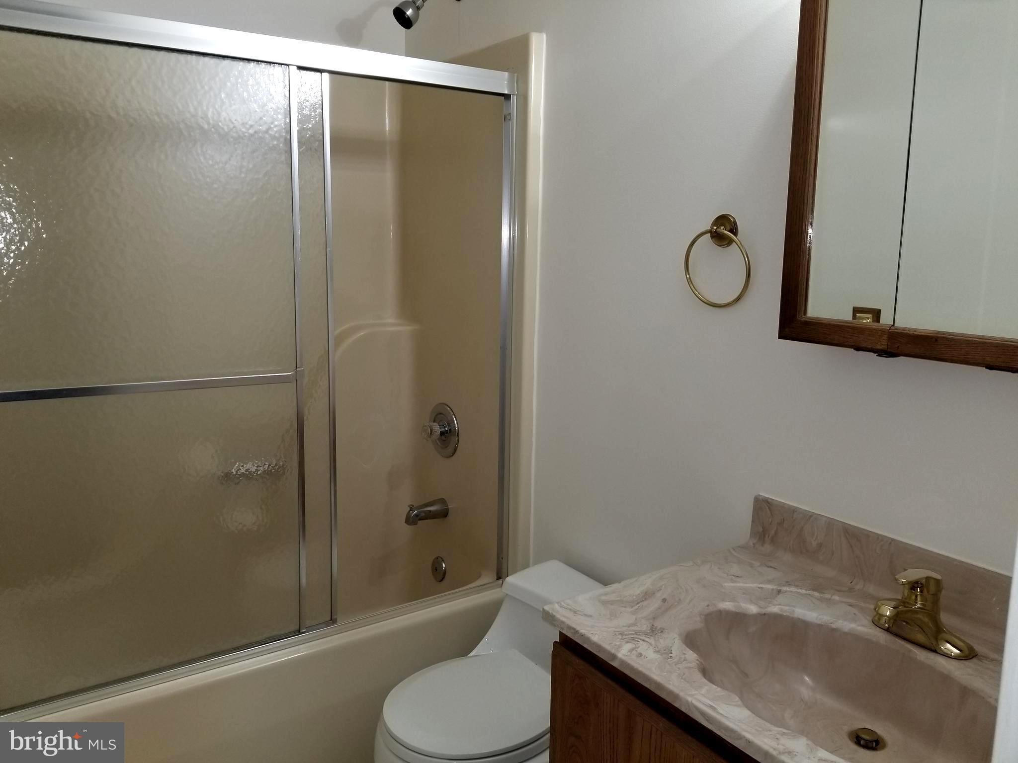 FULLERTON FARMS - Residential Lease