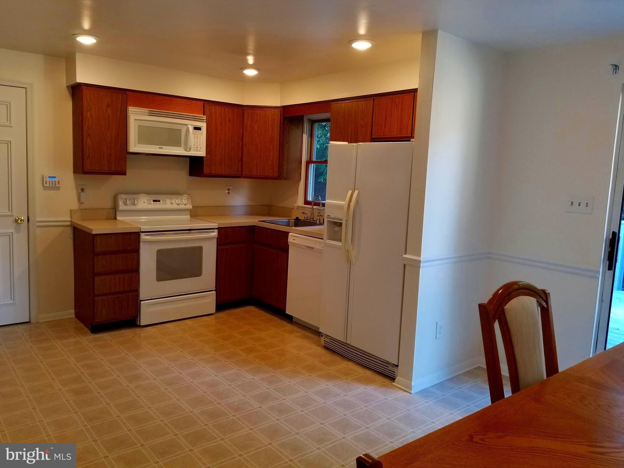 FULLERTON FARMS - Residential Lease