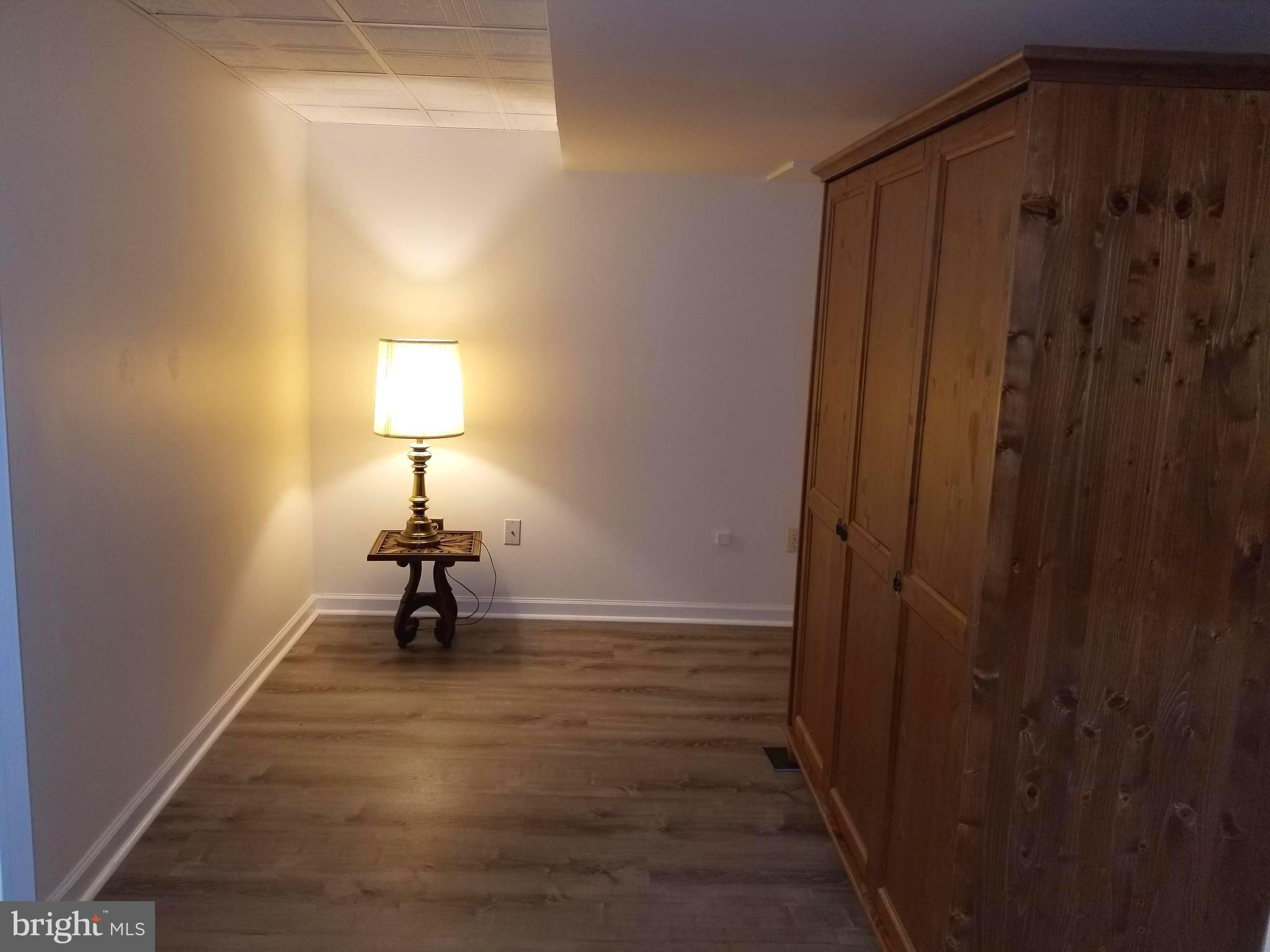 FULLERTON FARMS - Residential Lease