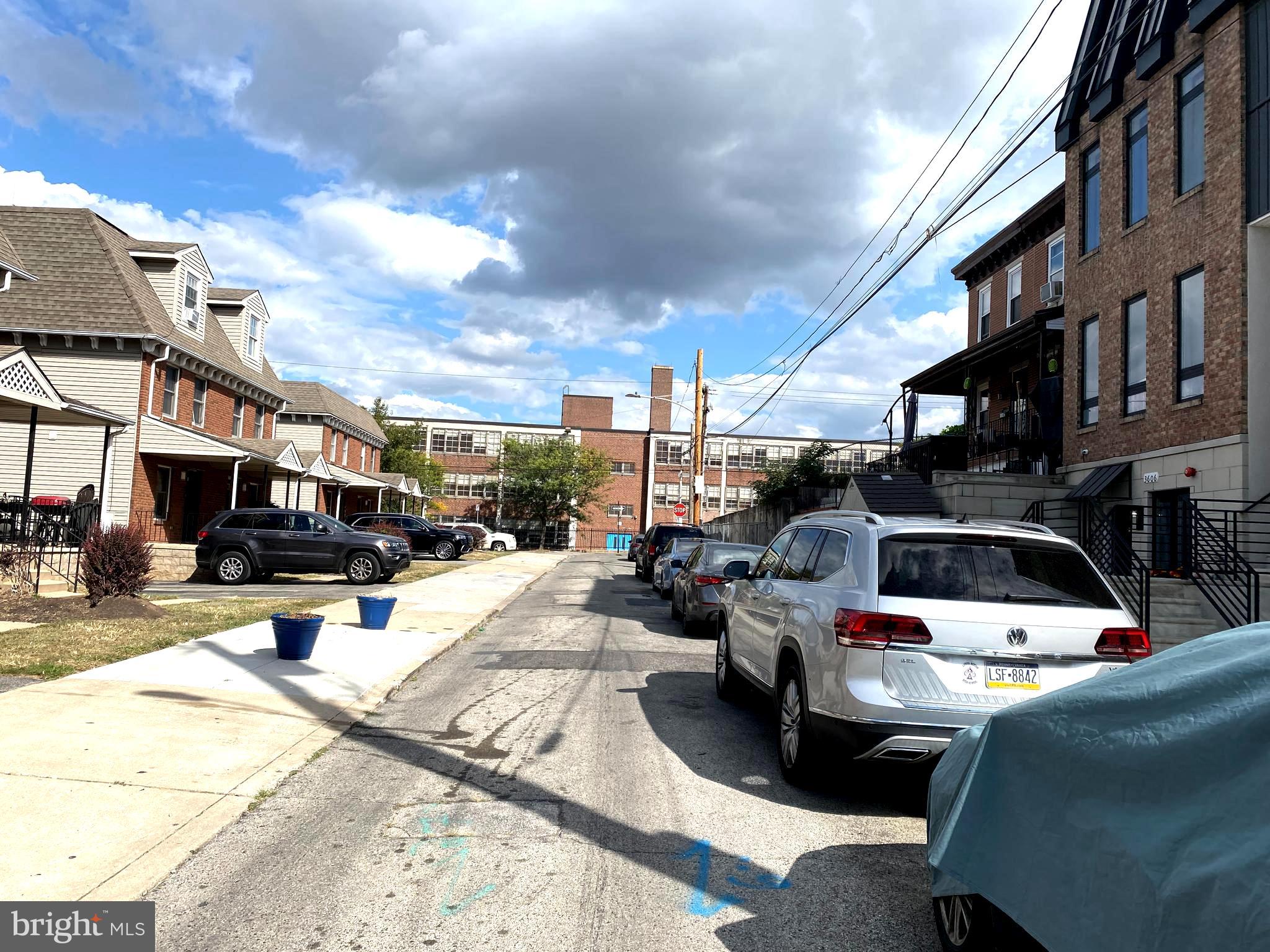 MANTUA - Residential