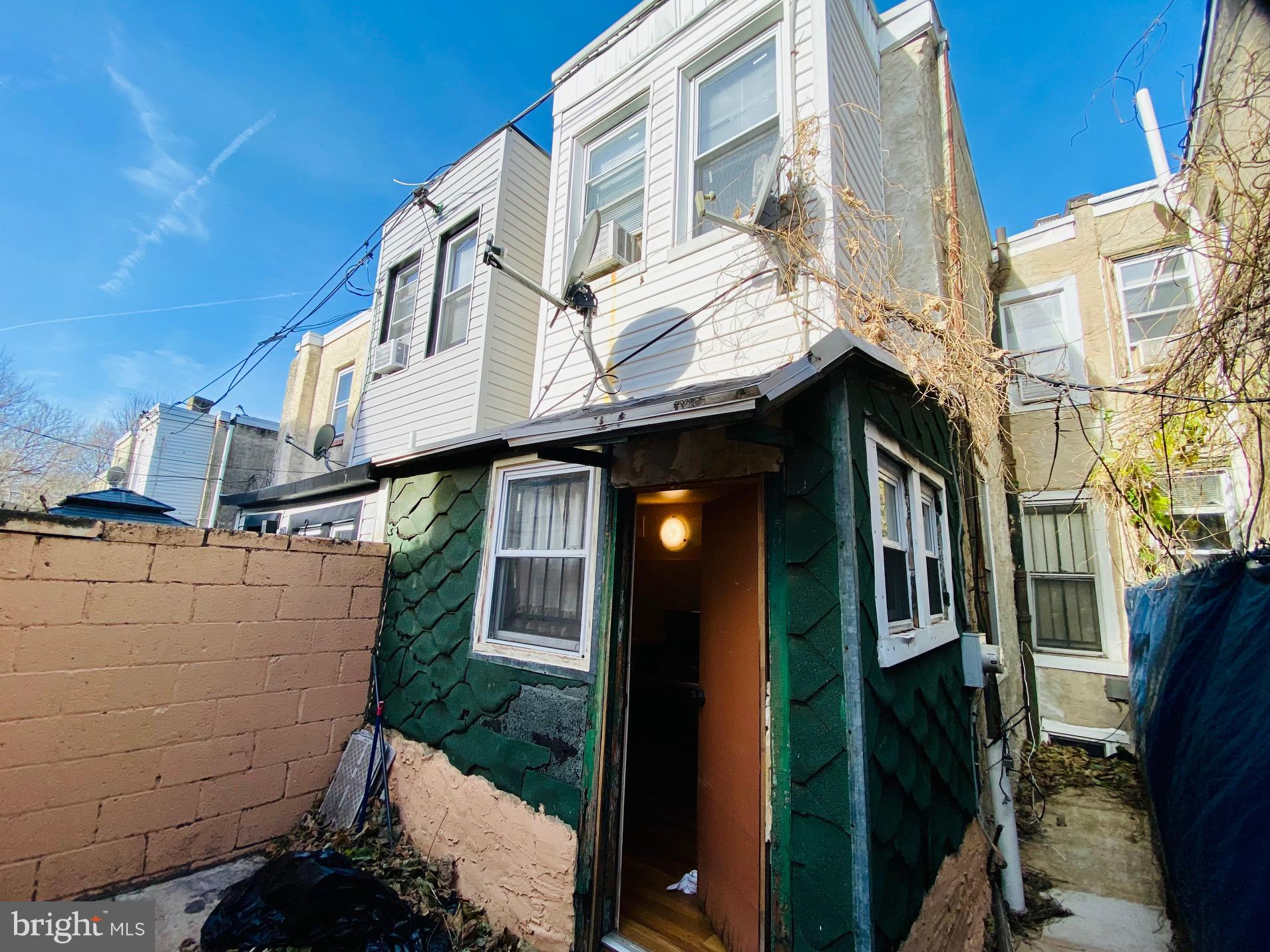 MANTUA - Residential