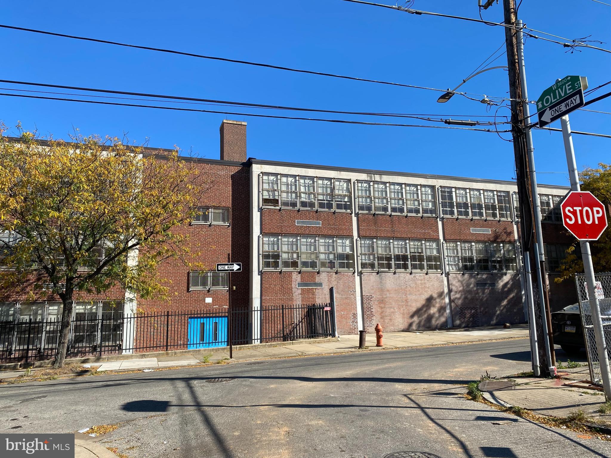 MANTUA - Residential