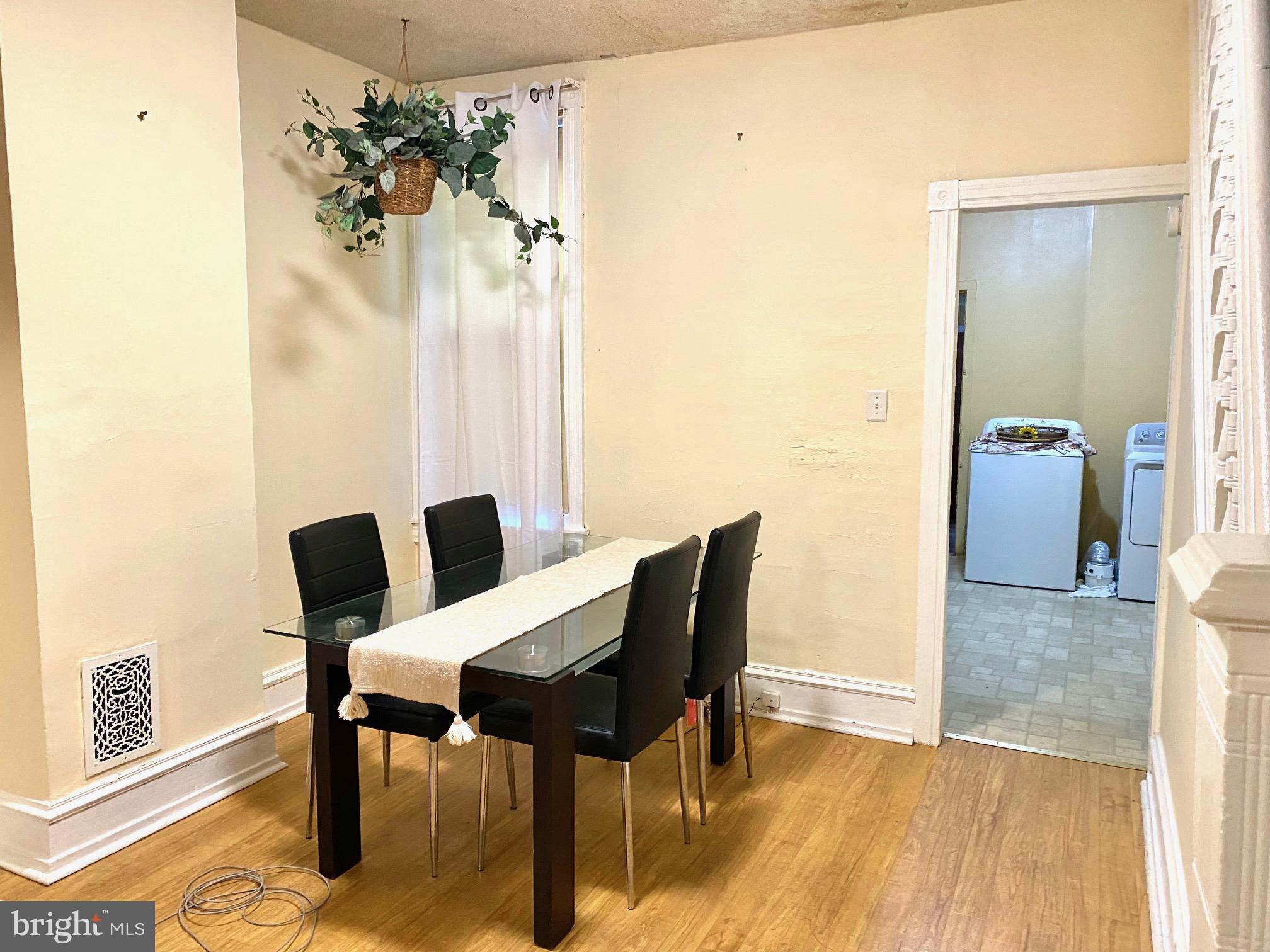 MANTUA - Residential