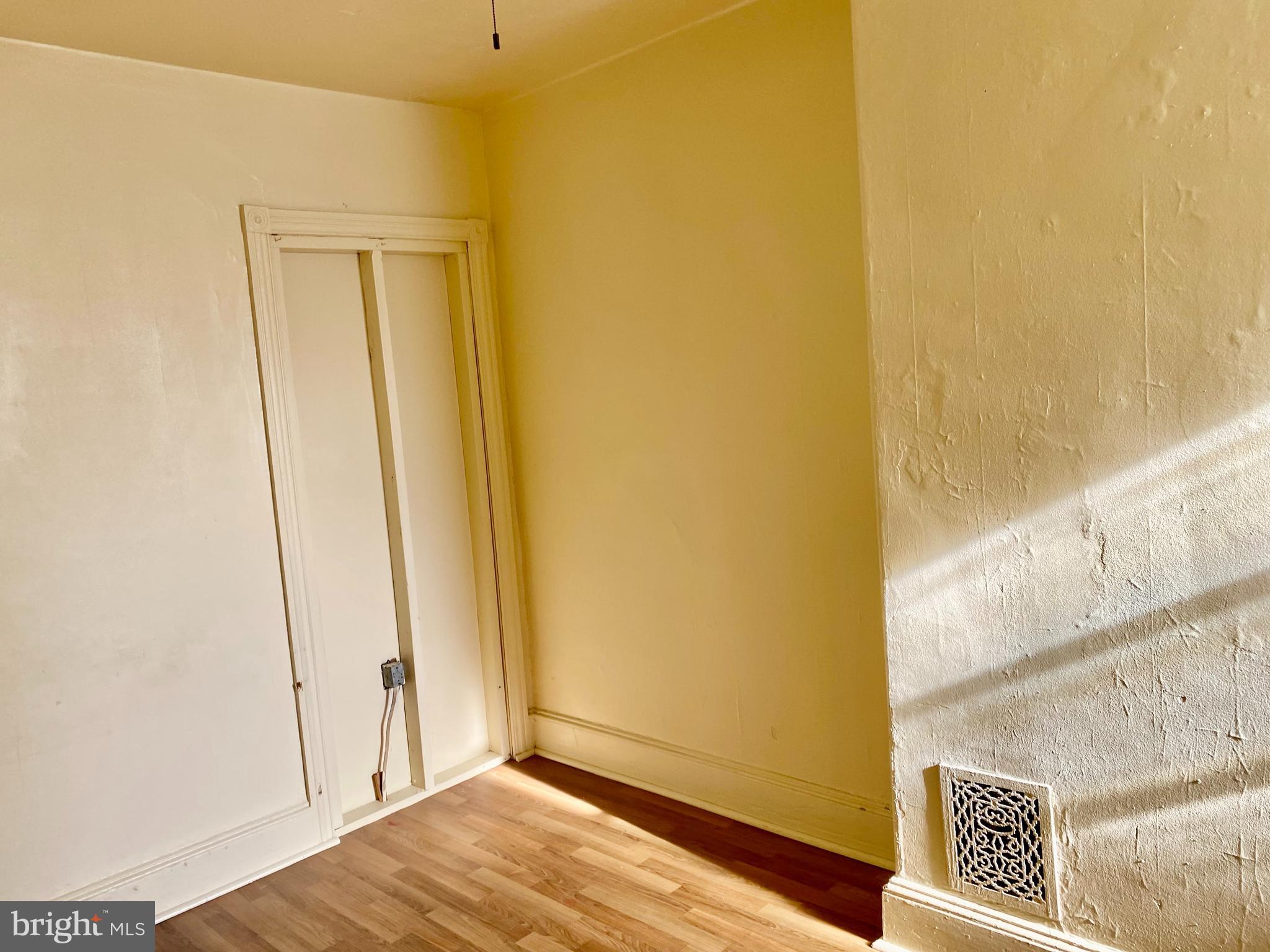 MANTUA - Residential