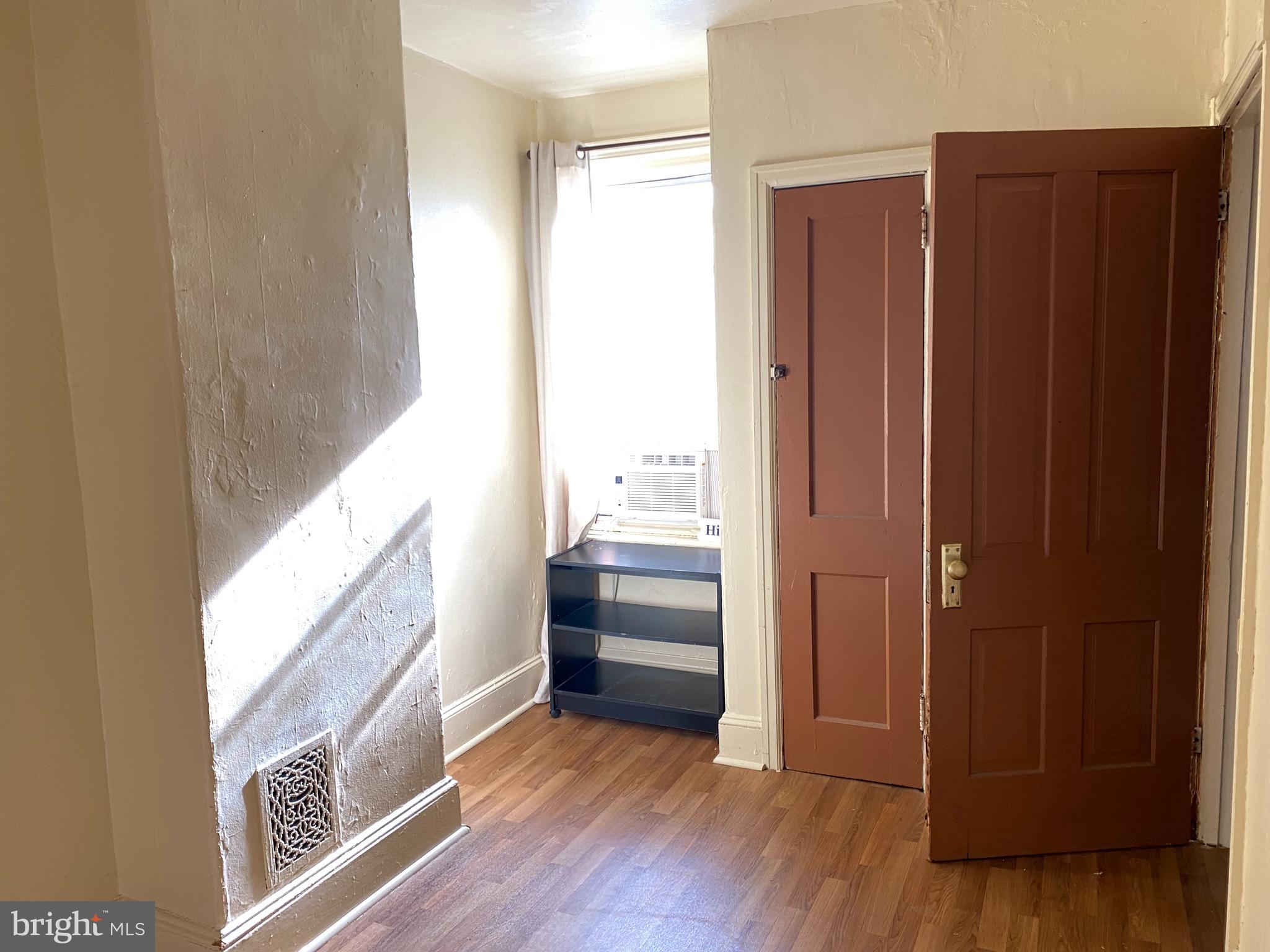 MANTUA - Residential