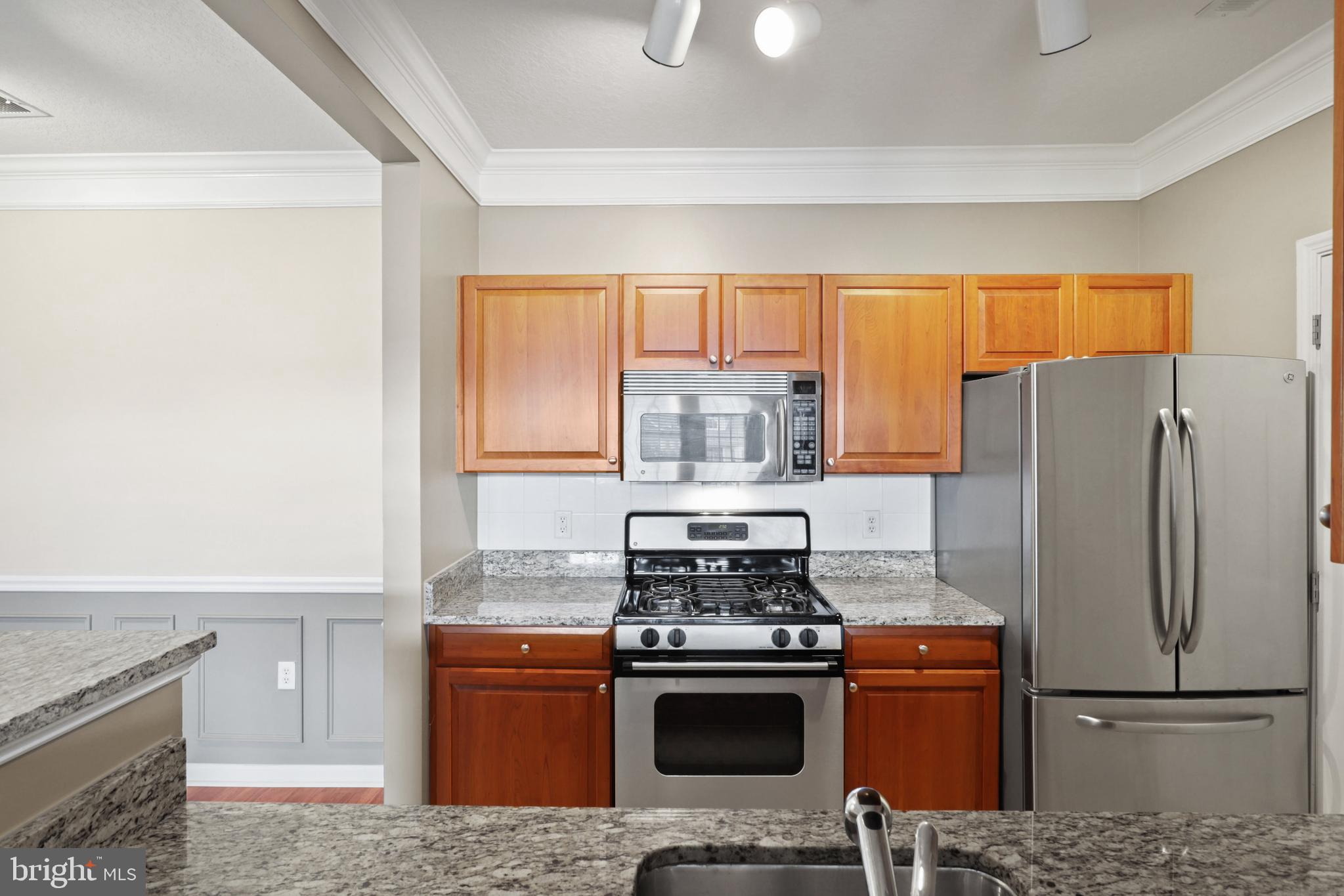 WESTCHESTER AT STRATFORD - Residential