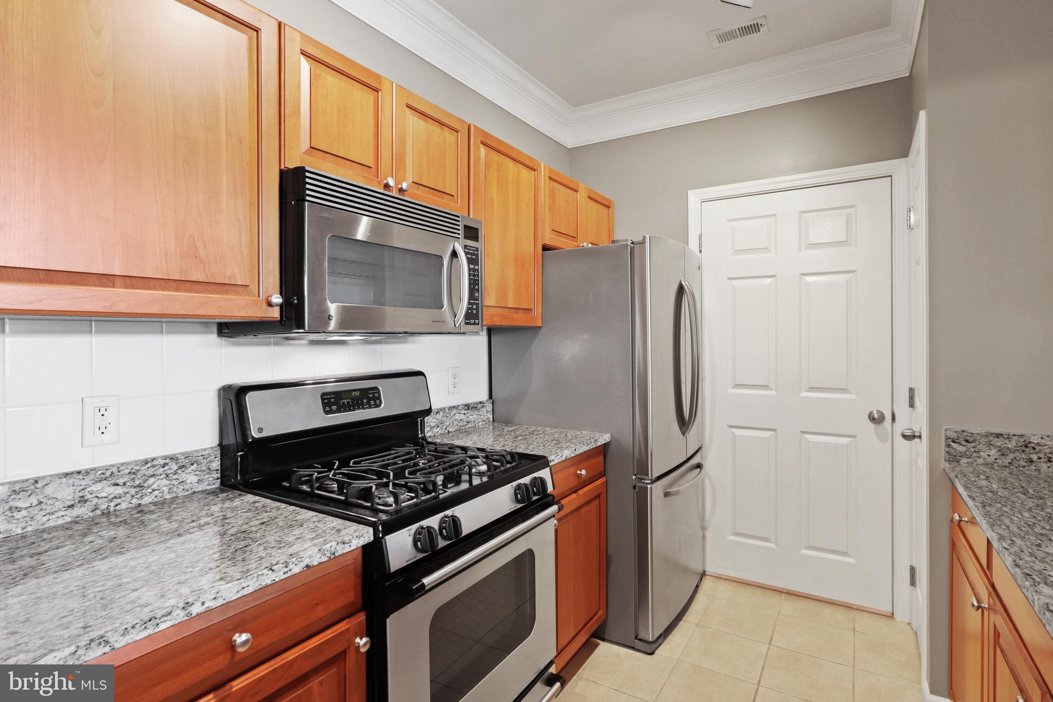 WESTCHESTER AT STRATFORD - Residential