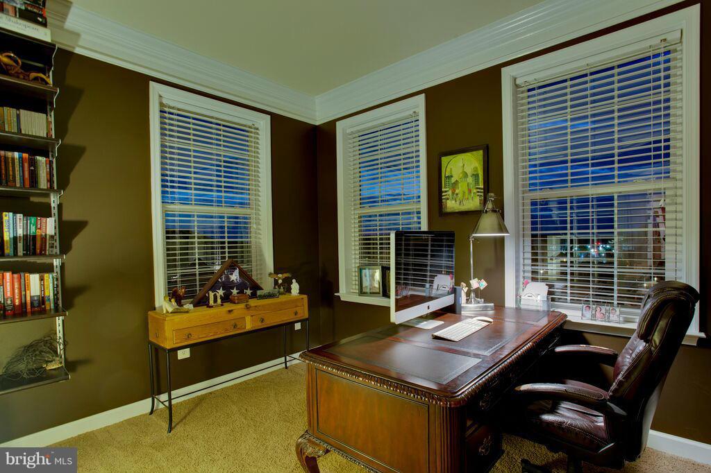 TOWNES CONDOMINIUMS - Residential