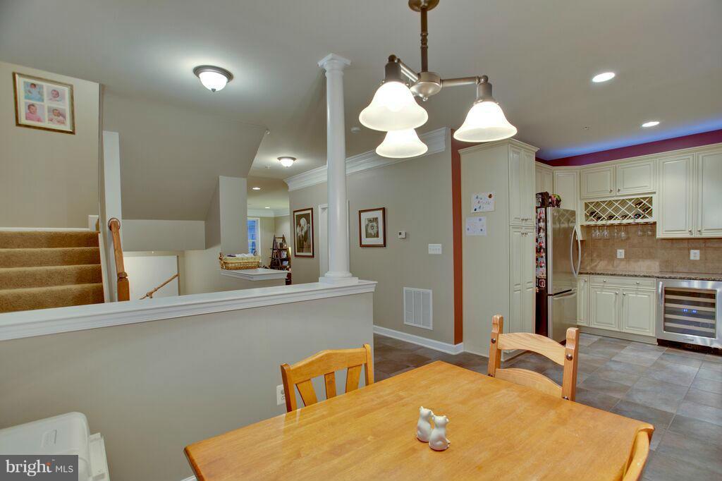 TOWNES CONDOMINIUMS - Residential