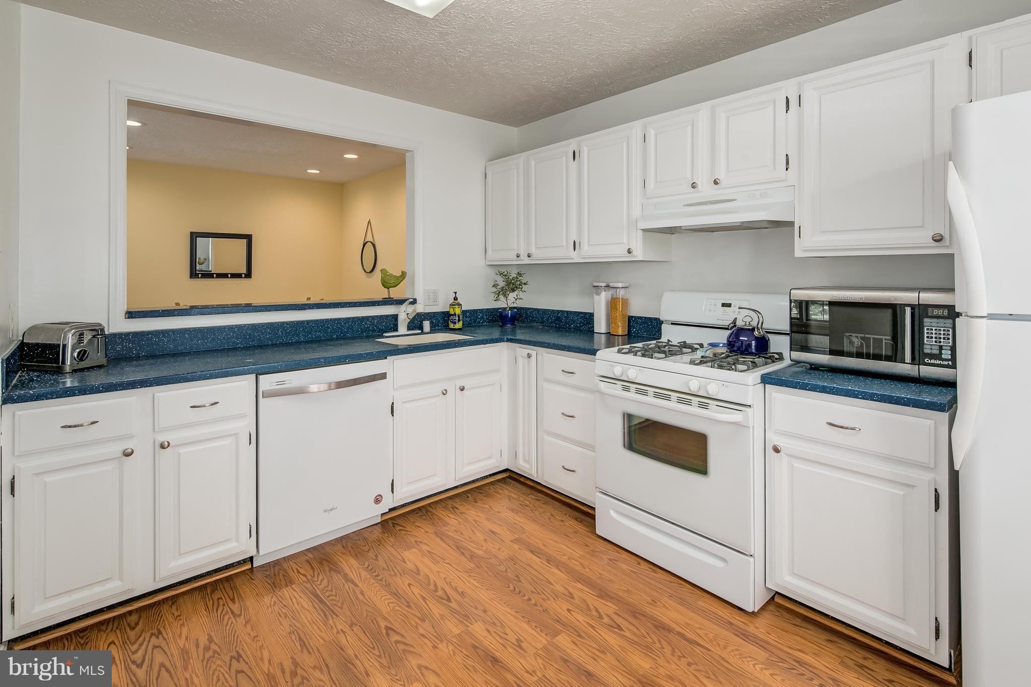 WILLOW POINT - Residential