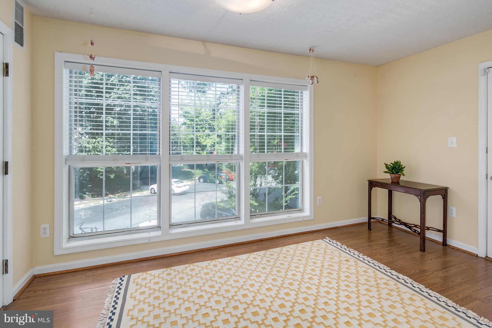 WILLOW POINT - Residential