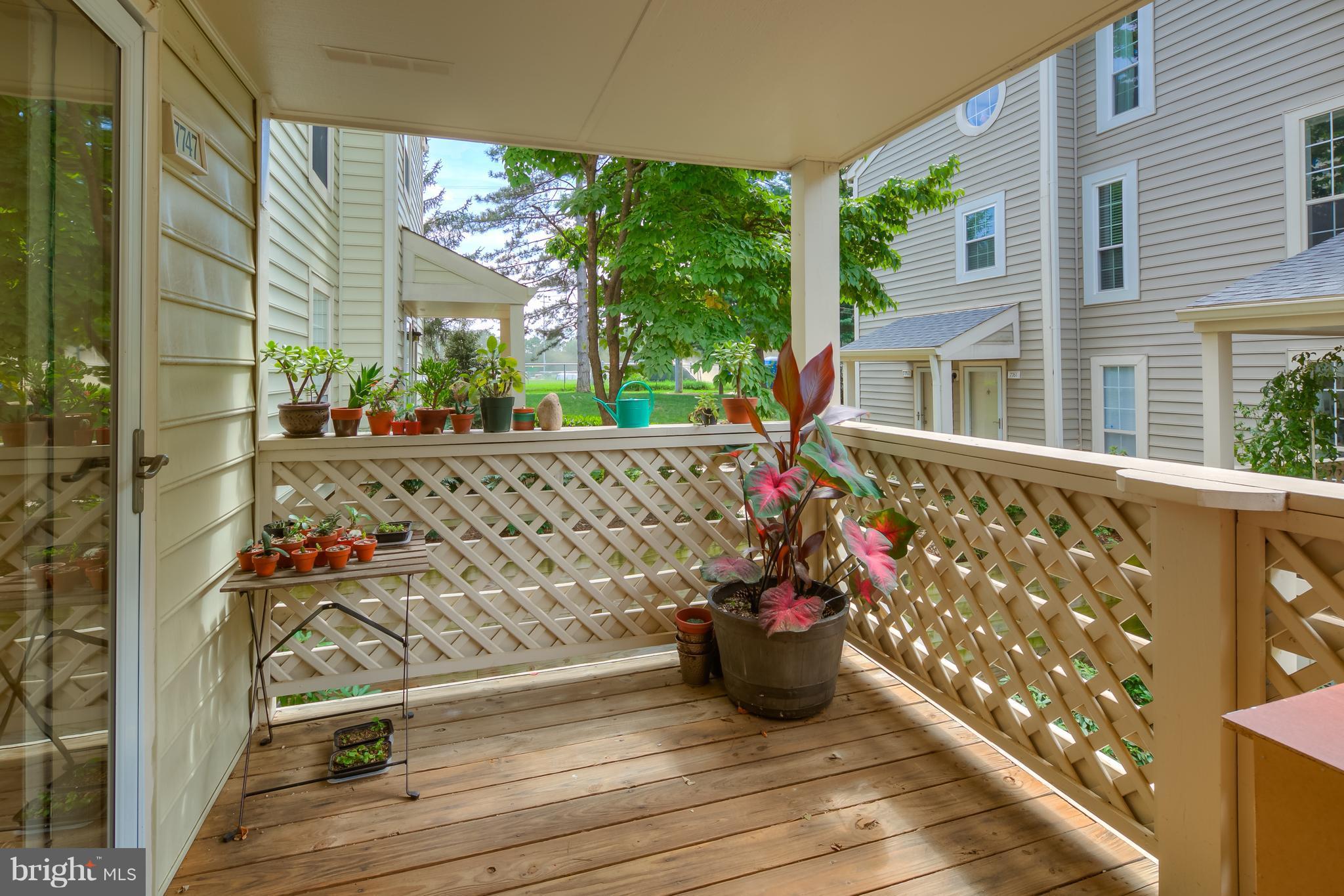 WILLOW POINT - Residential