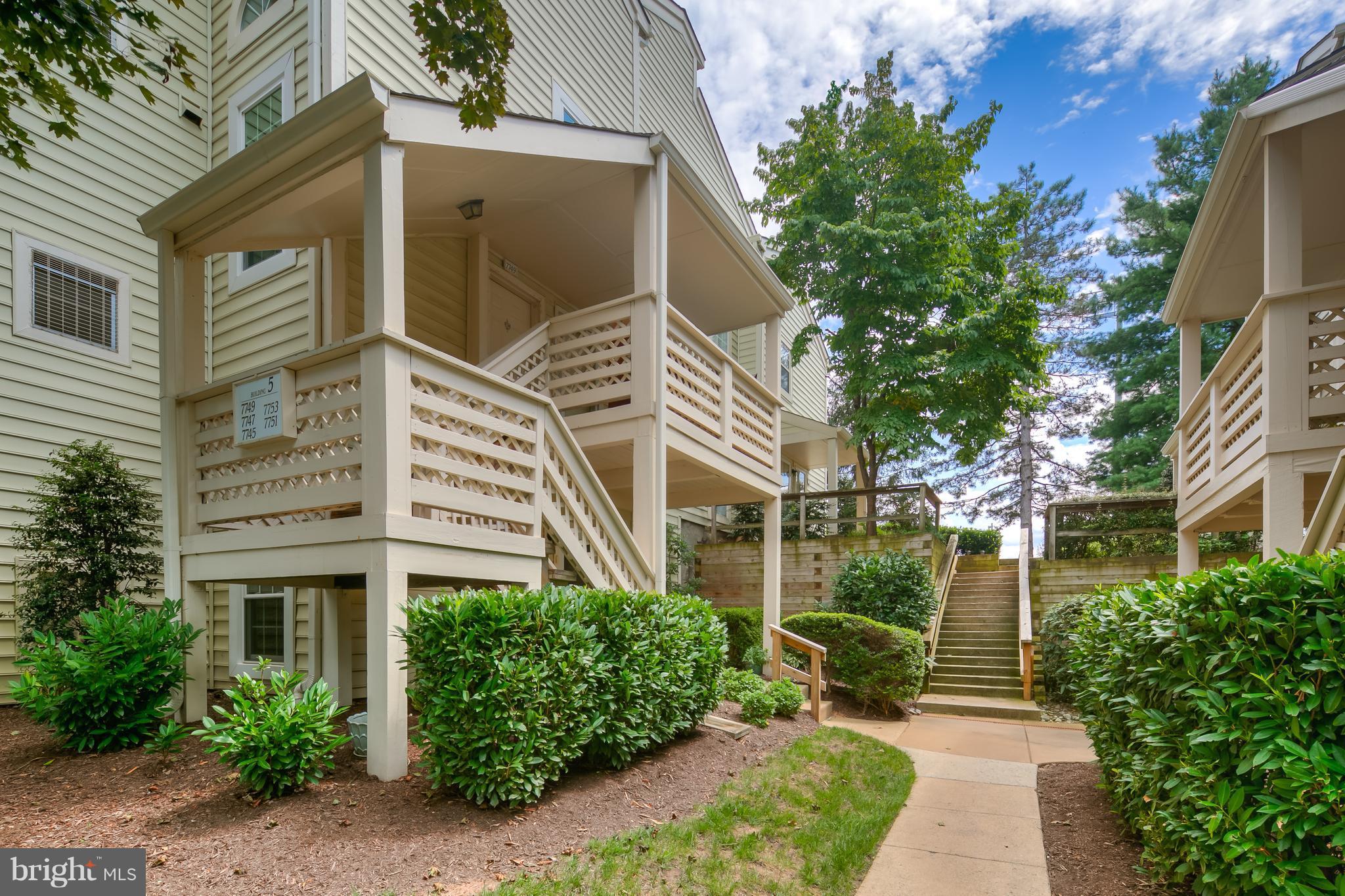 WILLOW POINT - Residential