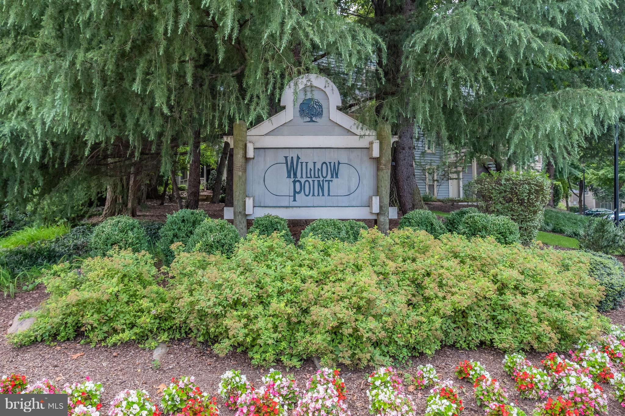 WILLOW POINT - Residential