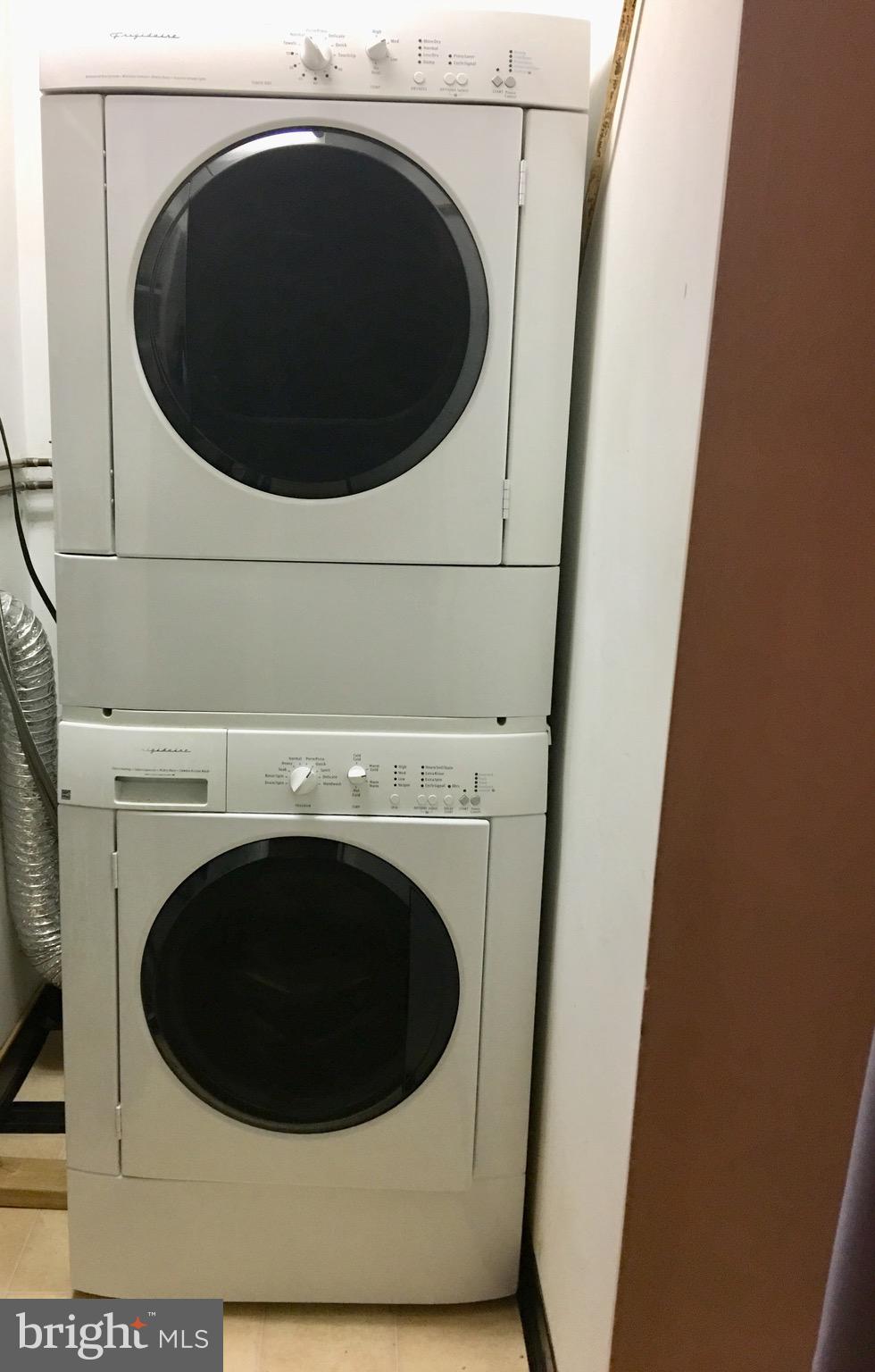 BRIAR HOUSE - Residential