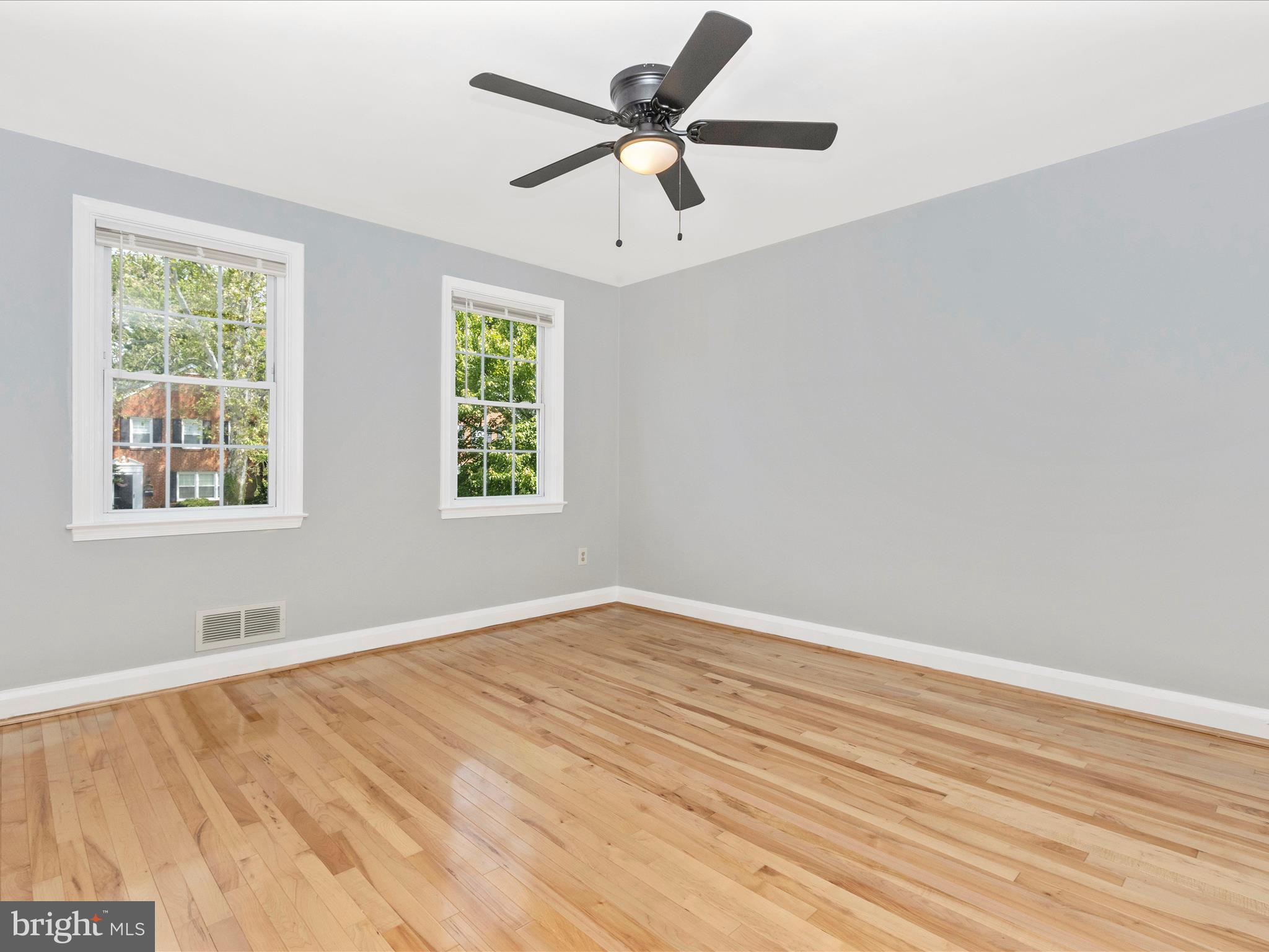 LOCH RAVEN MANOR - Residential