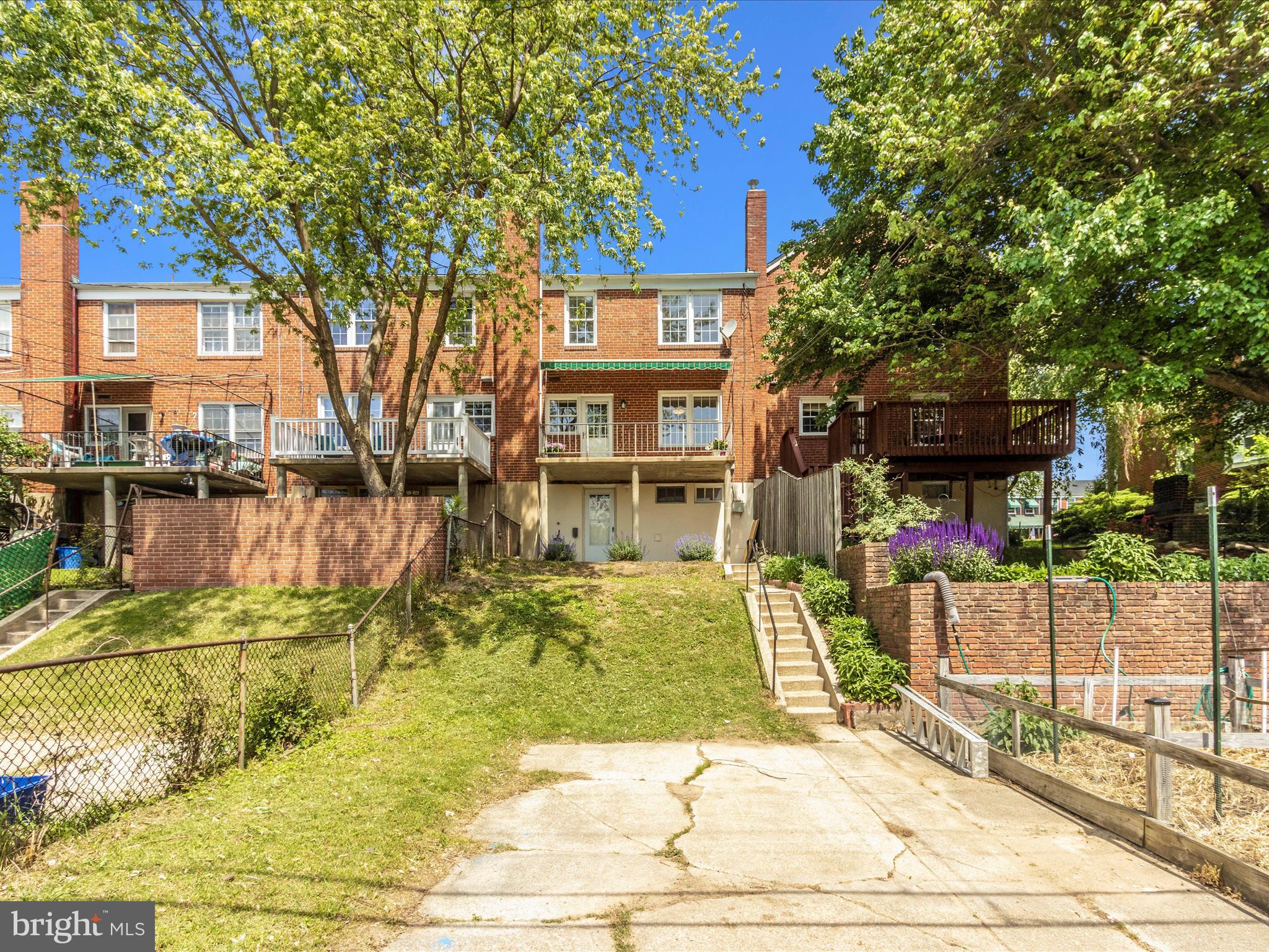 LOCH RAVEN MANOR - Residential