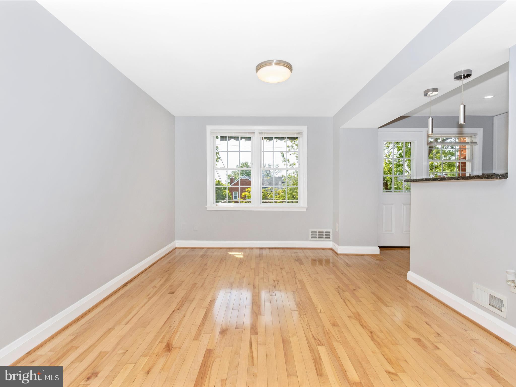 LOCH RAVEN MANOR - Residential