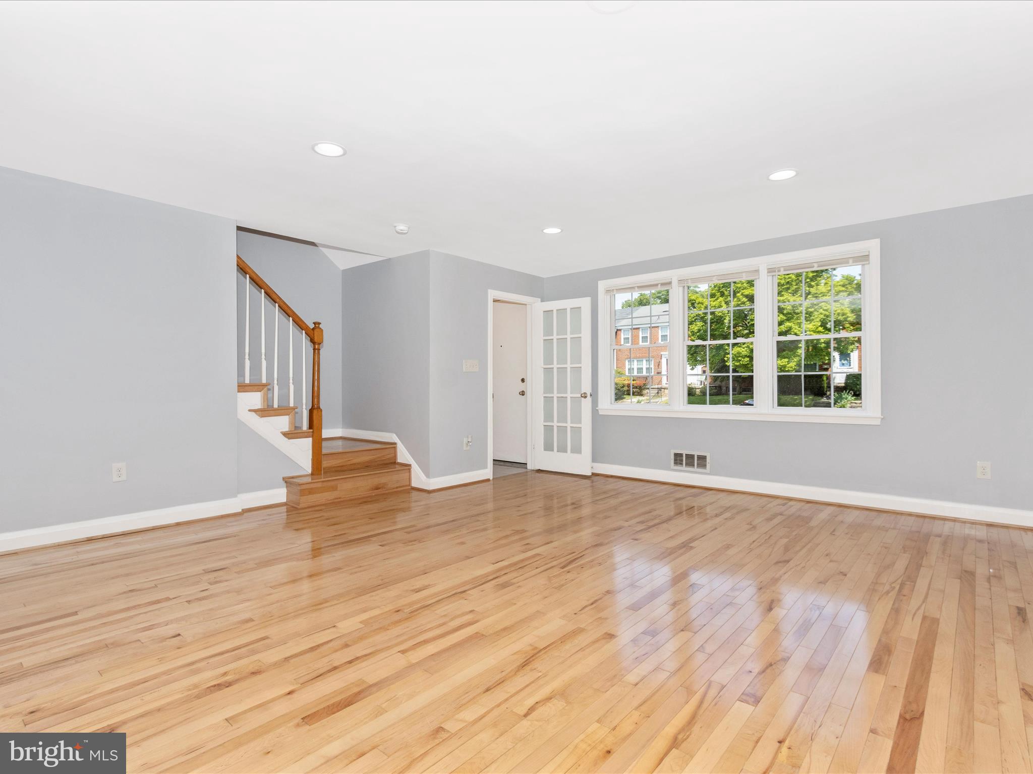 LOCH RAVEN MANOR - Residential