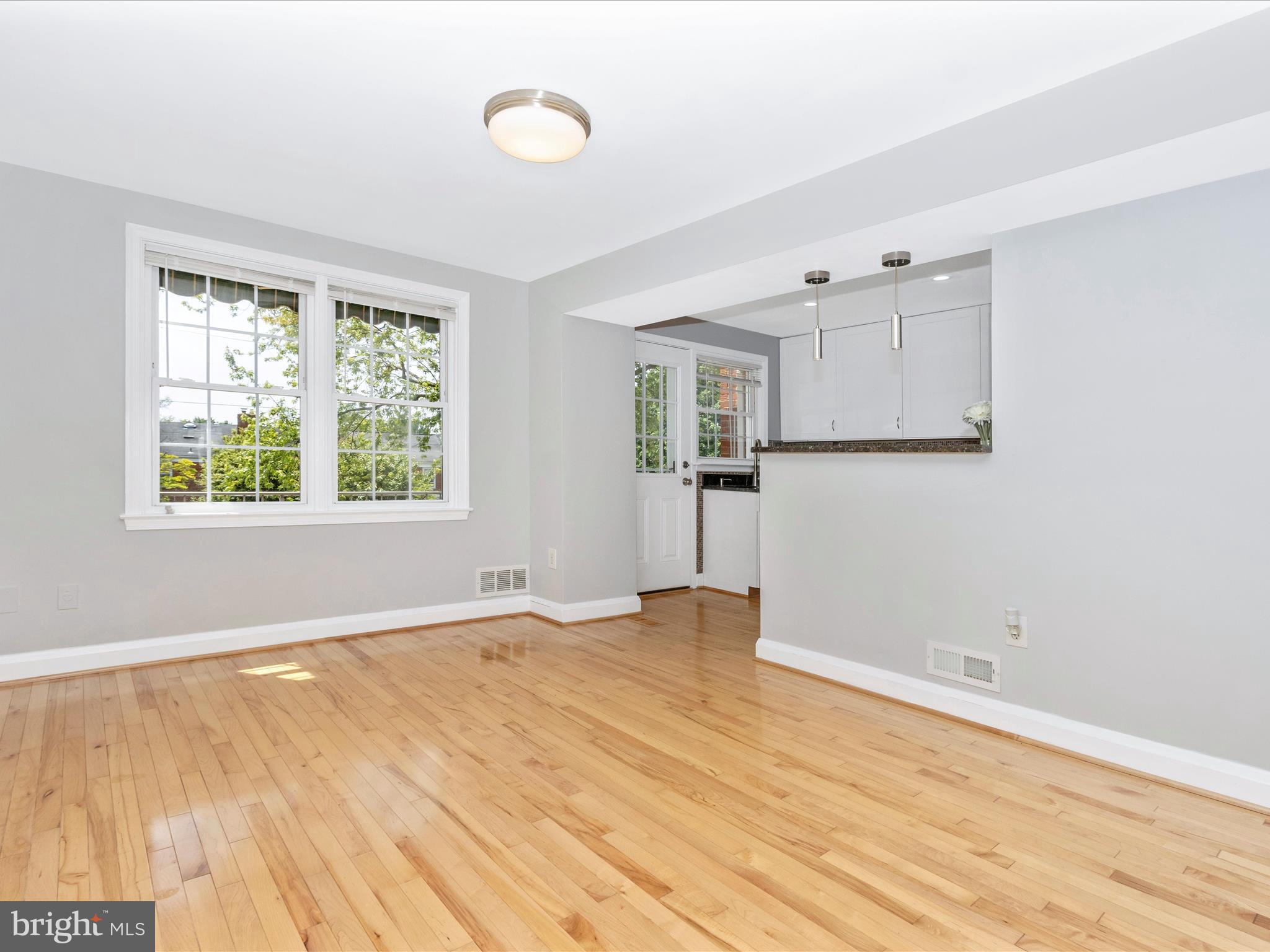 LOCH RAVEN MANOR - Residential