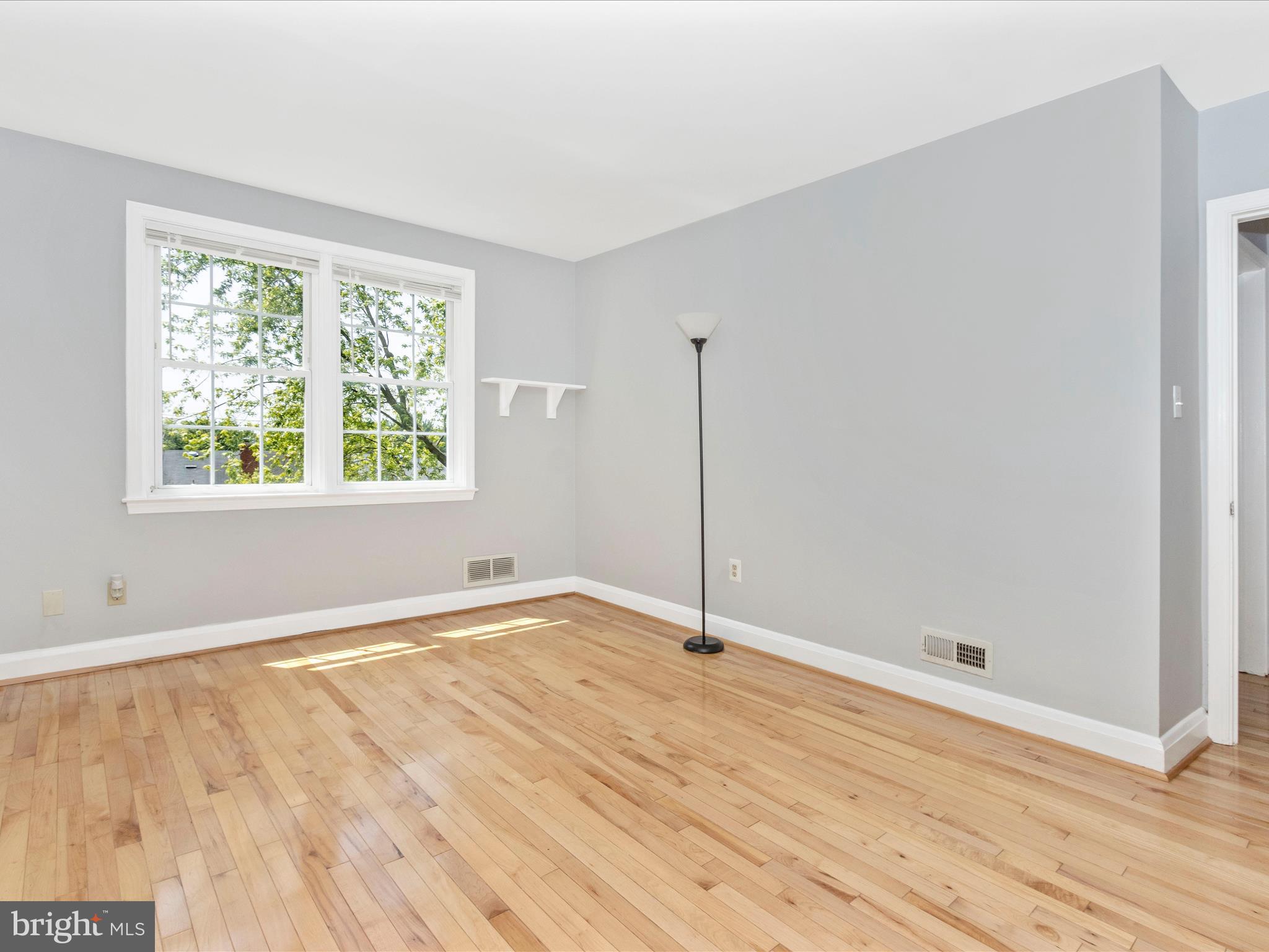 LOCH RAVEN MANOR - Residential