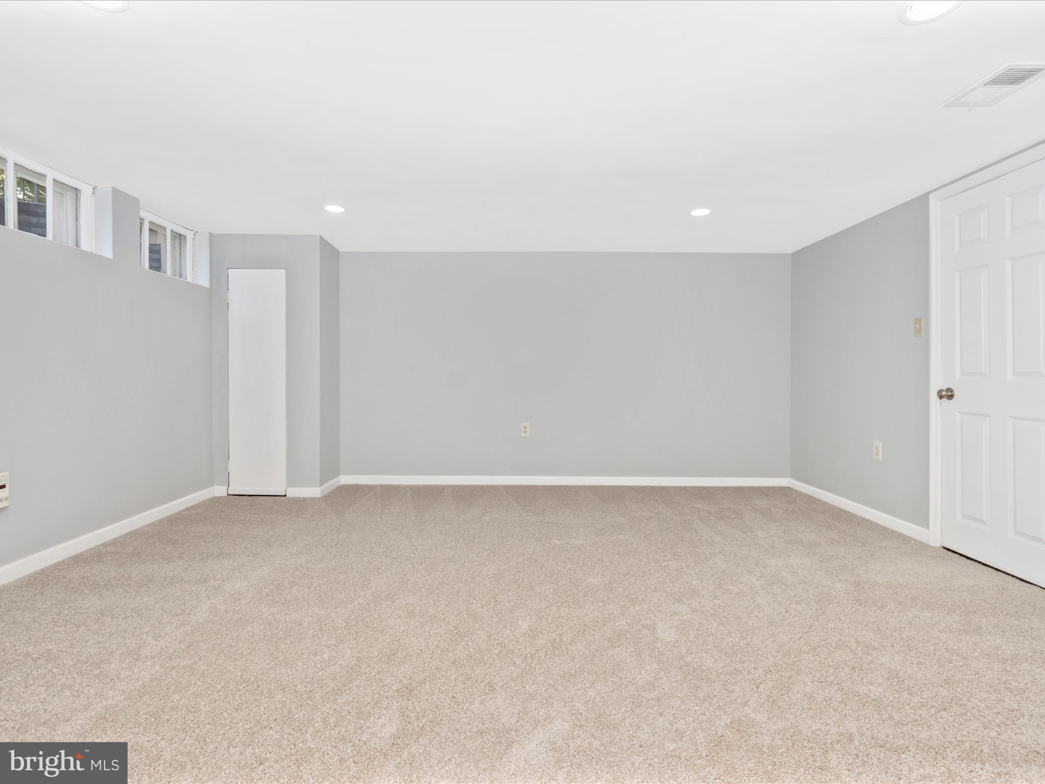 LOCH RAVEN MANOR - Residential