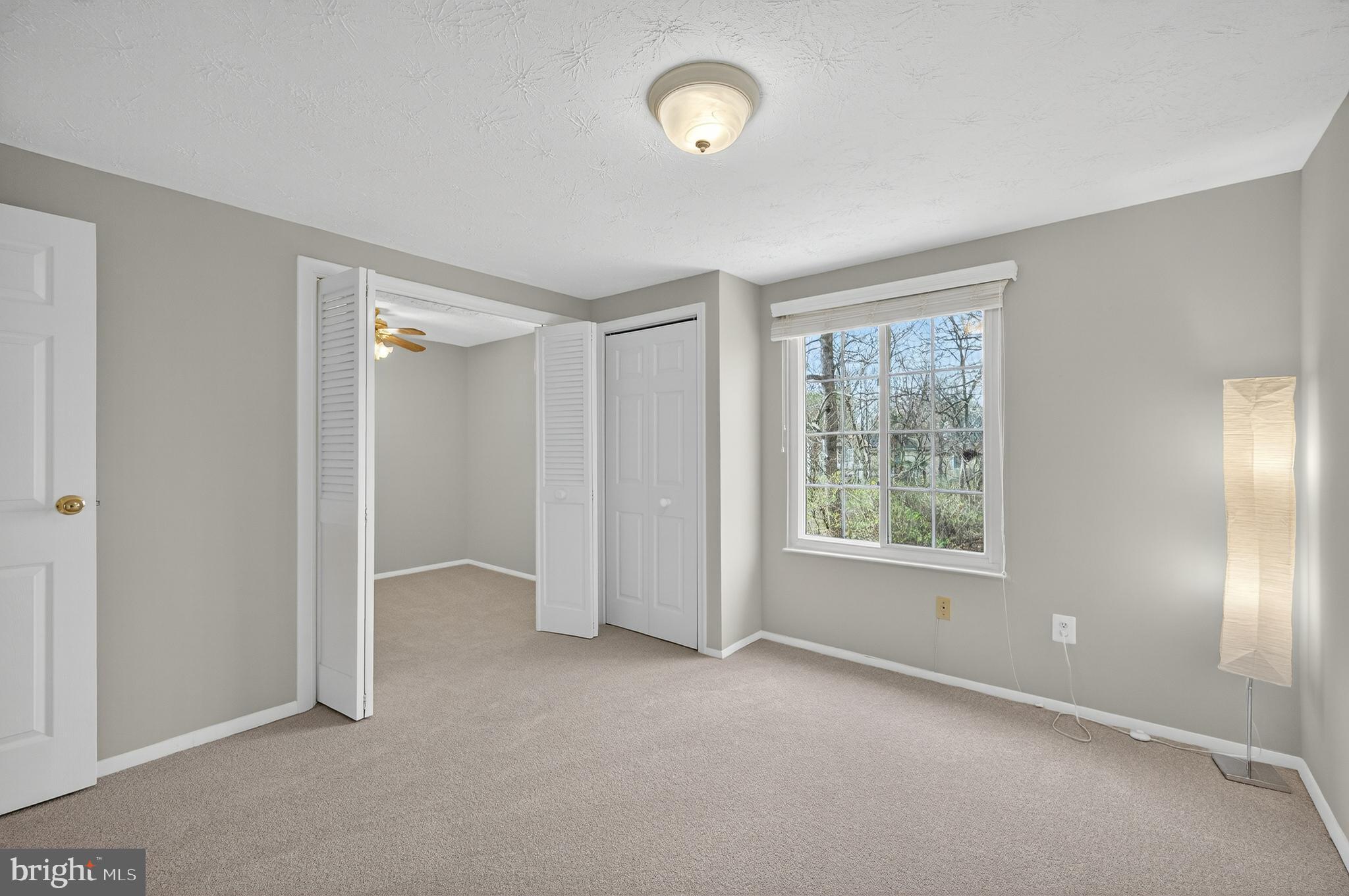 COUNTRY WALK - Residential