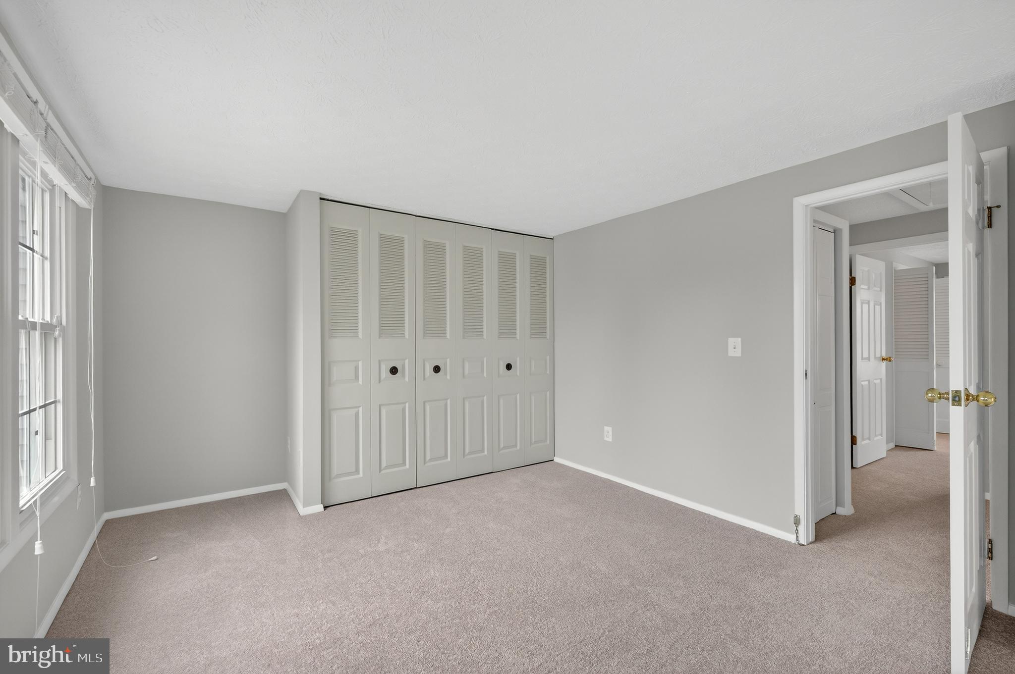 COUNTRY WALK - Residential