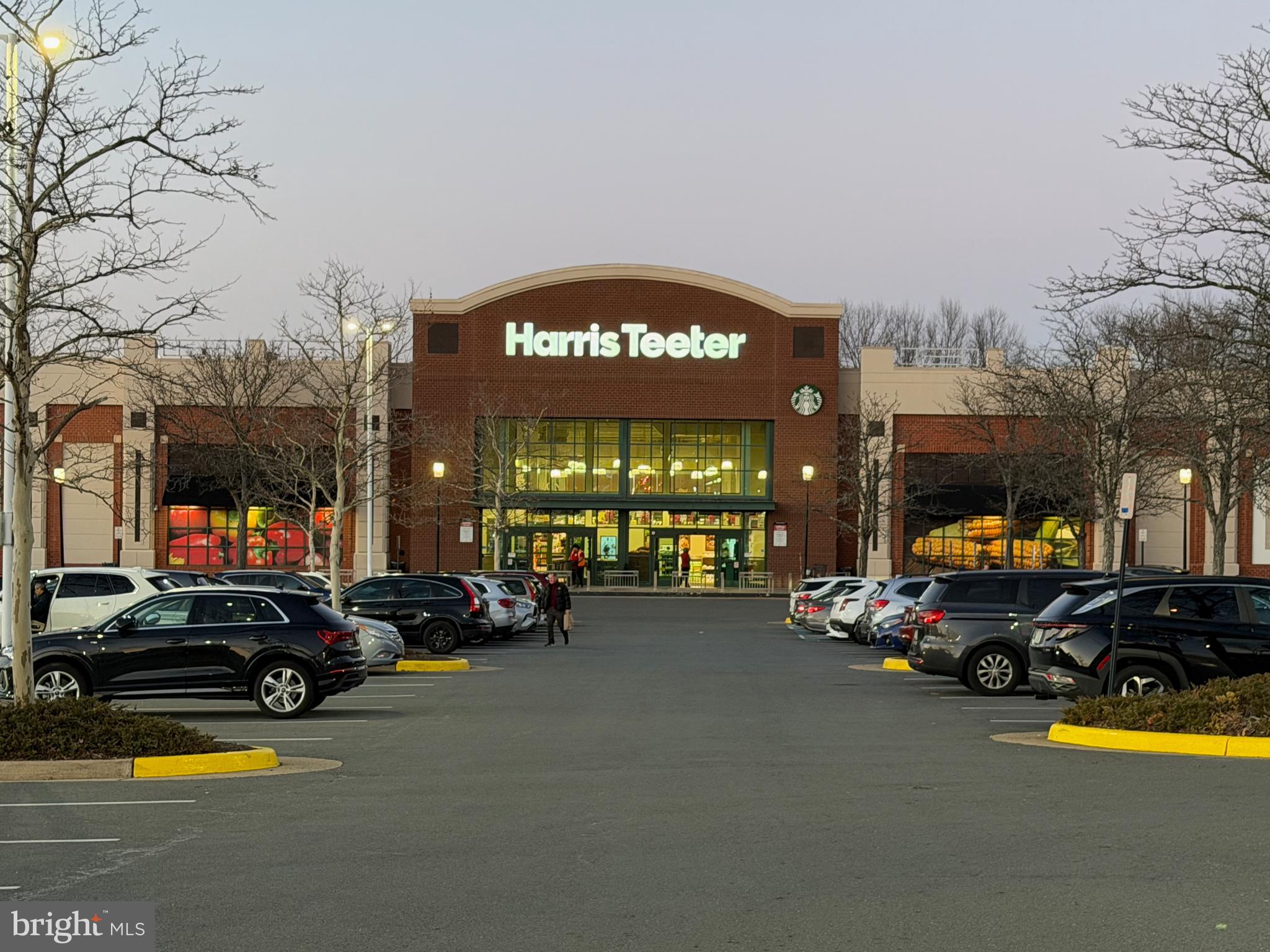 COUNTRY WALK - Residential