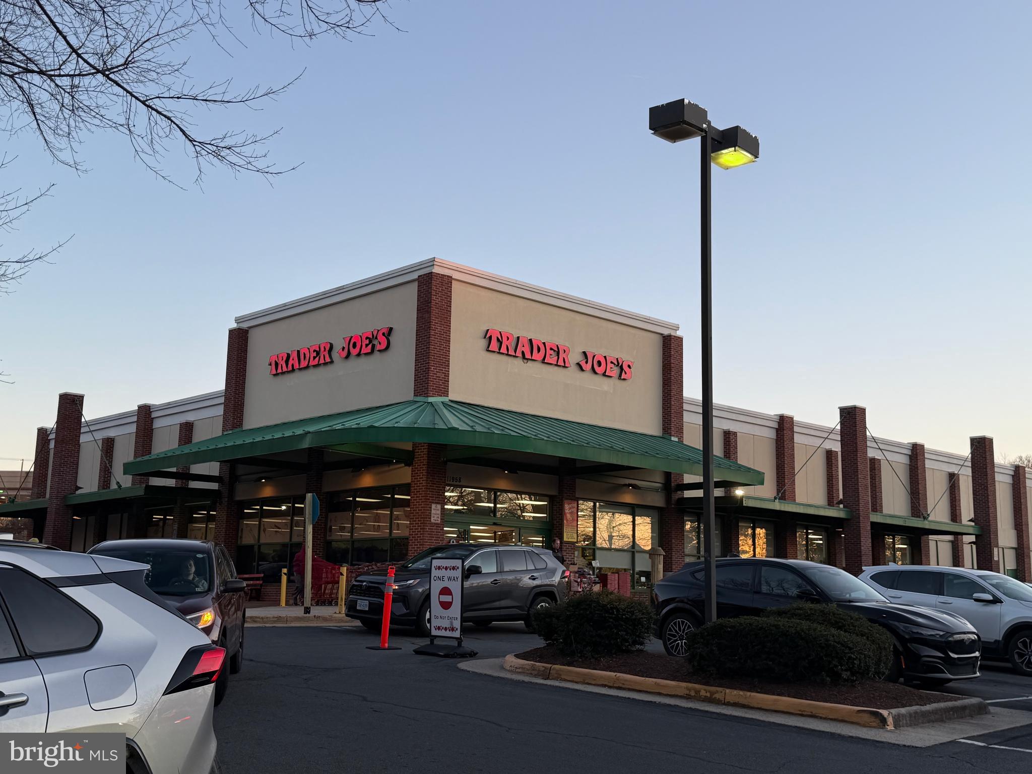 COUNTRY WALK - Residential