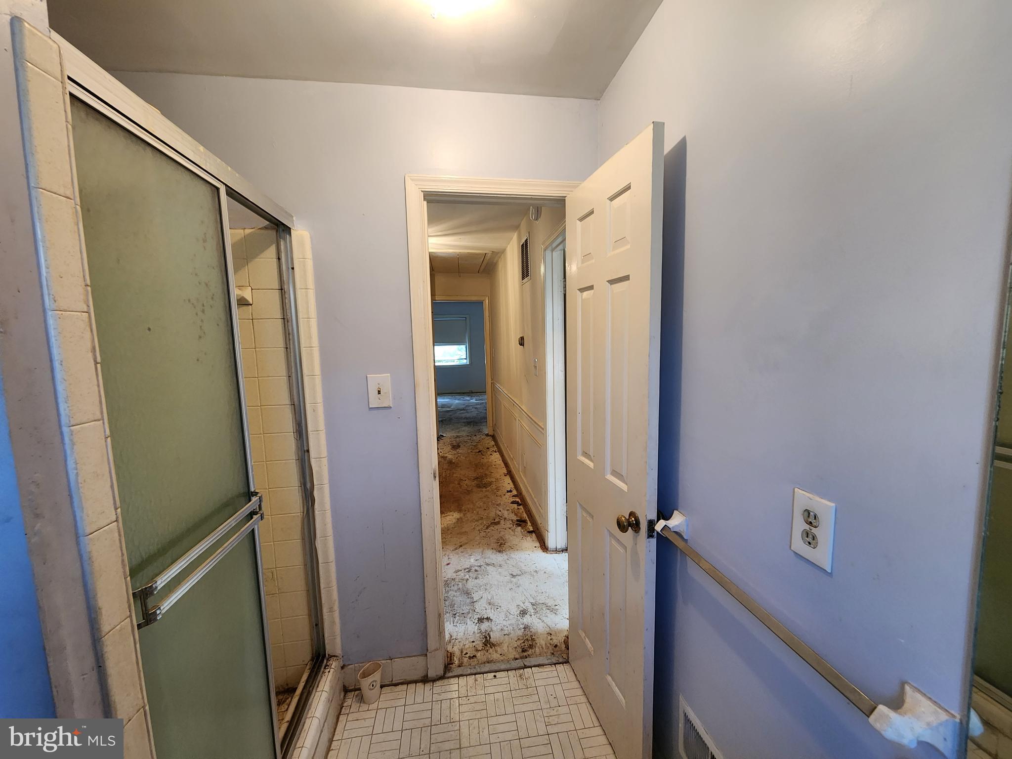 CREST OF WICKFORD - Residential