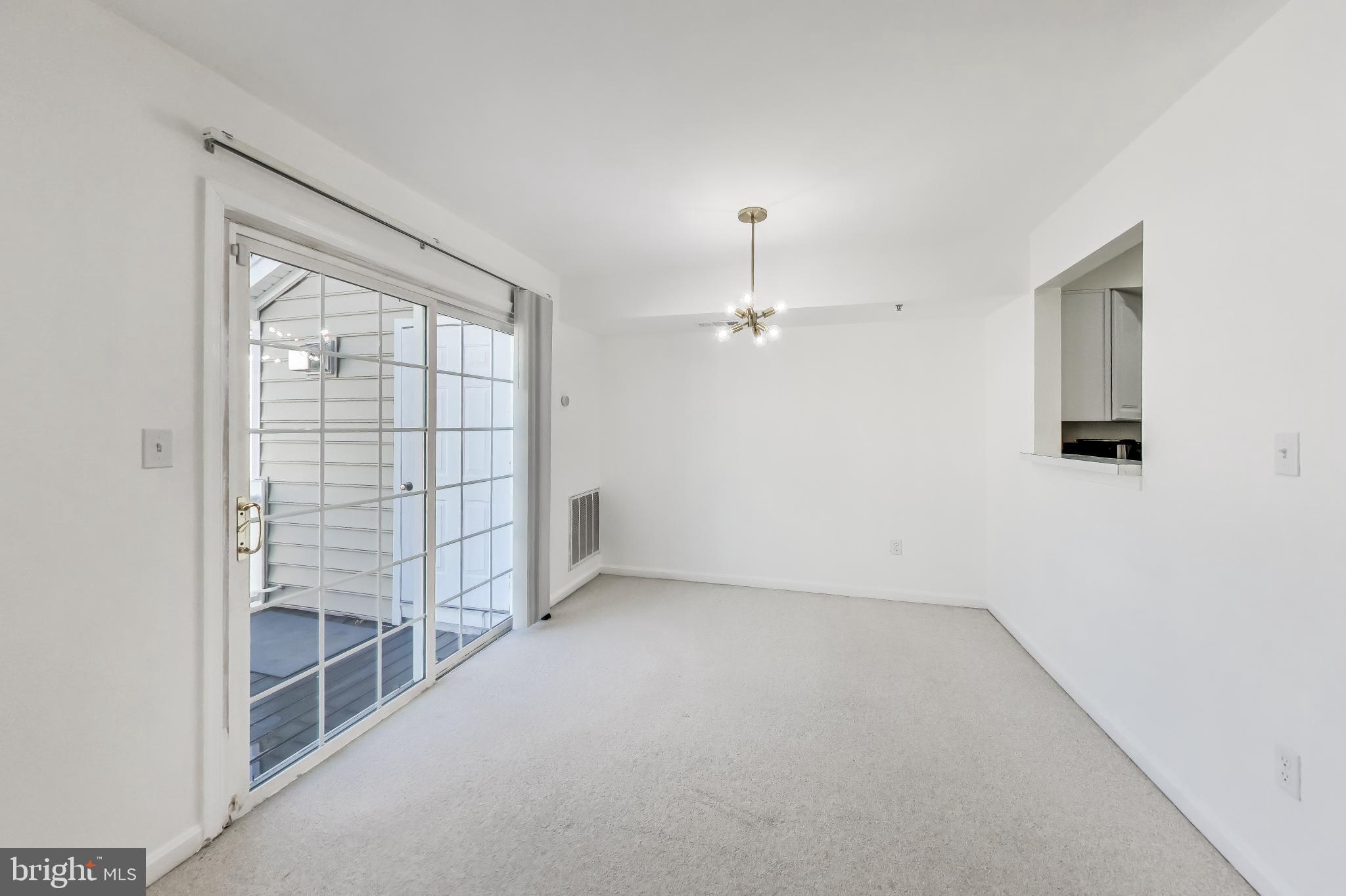 KINGS COUNCIL CONDO - Residential