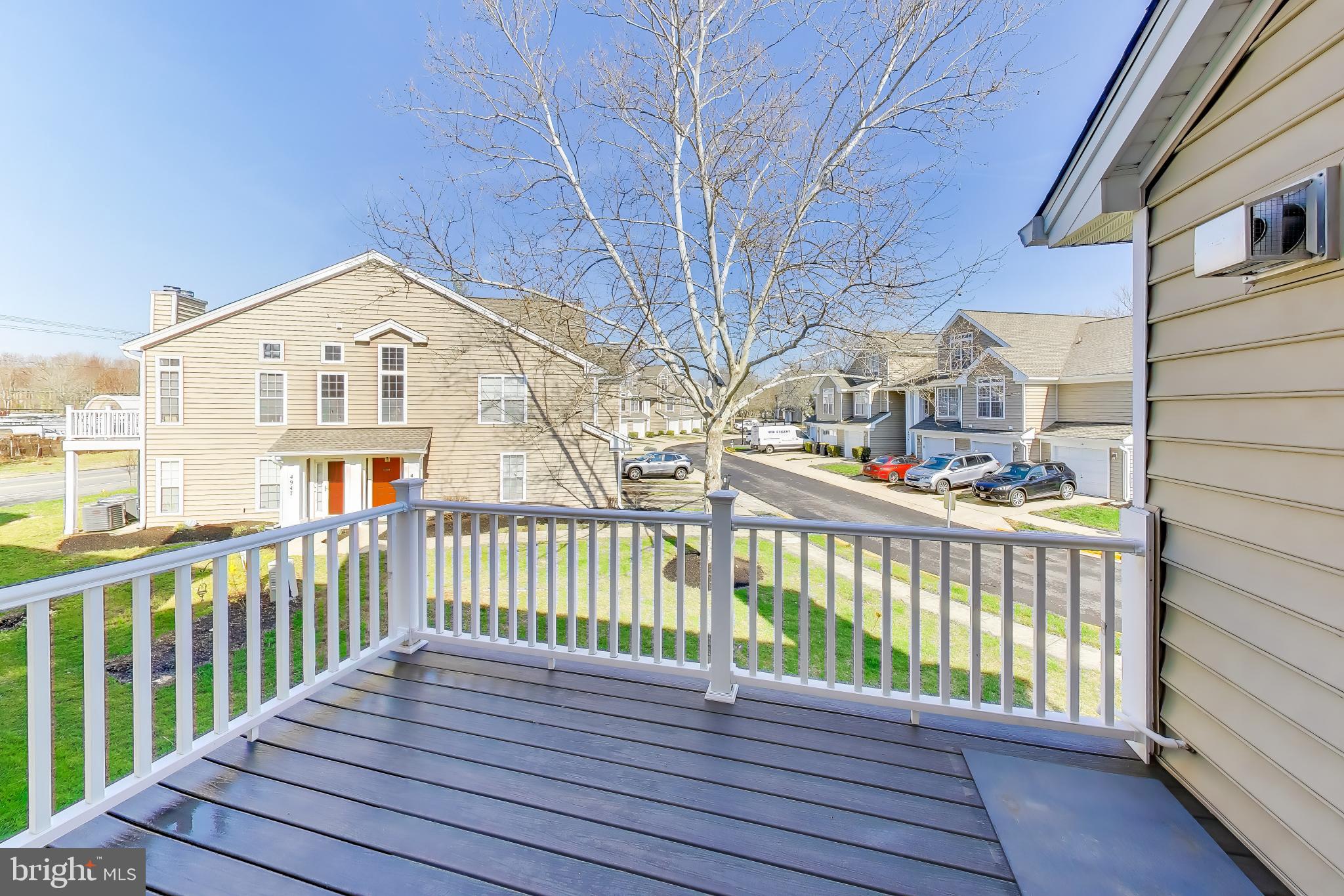 KINGS COUNCIL CONDO - Residential