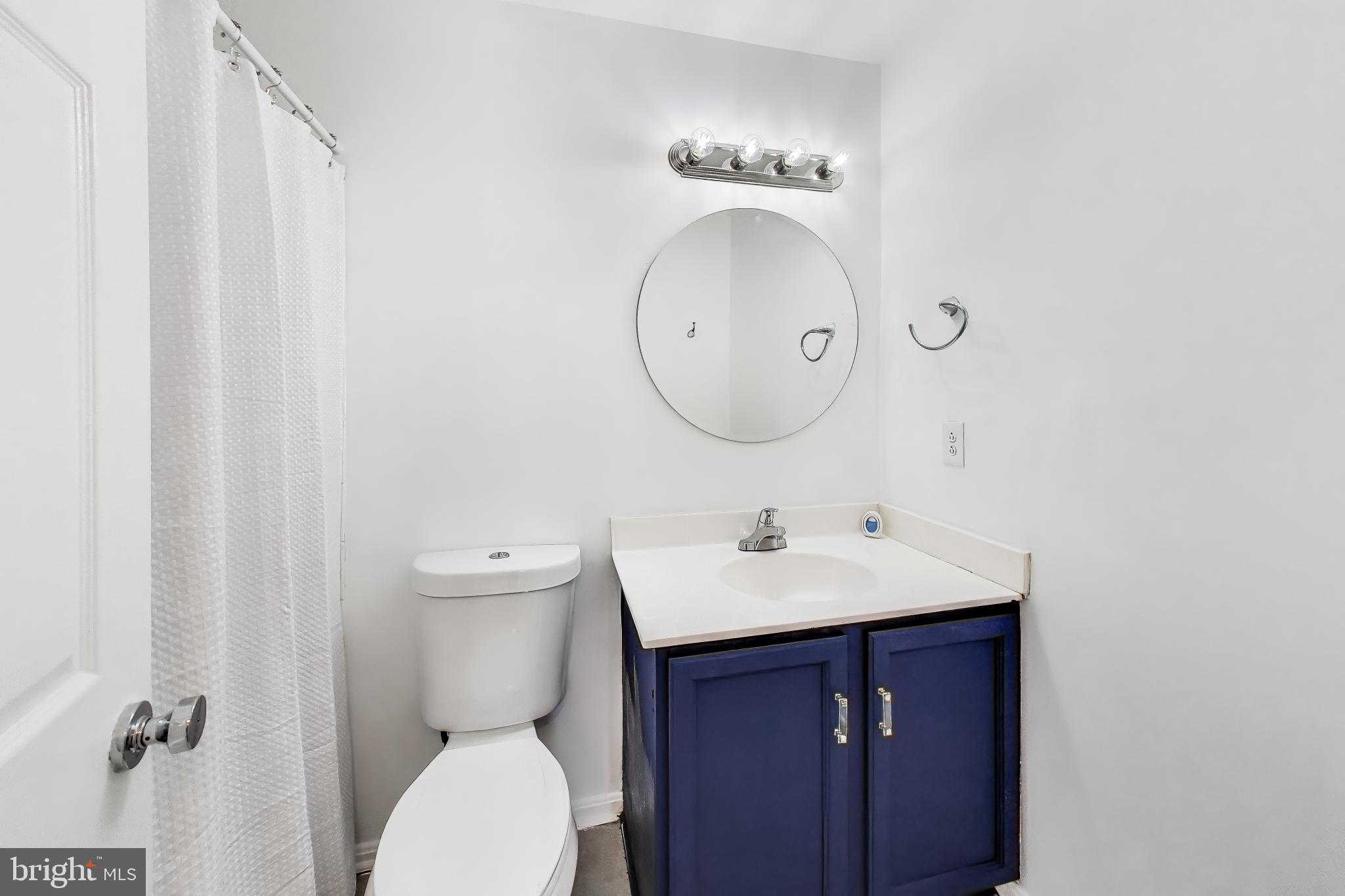 KINGS COUNCIL CONDO - Residential