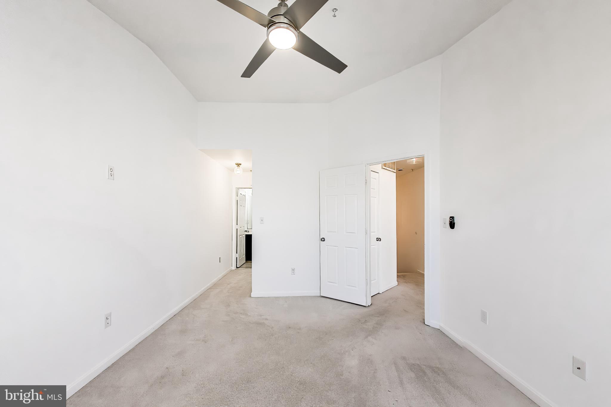 KINGS COUNCIL CONDO - Residential