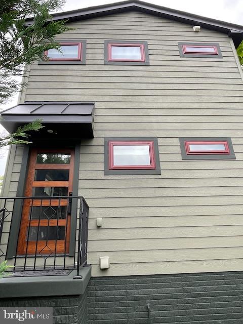 AVON PARK - Residential Lease