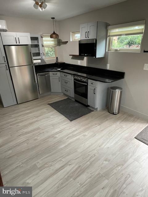 AVON PARK - Residential Lease