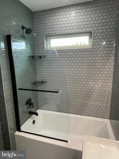 AVON PARK - Residential Lease