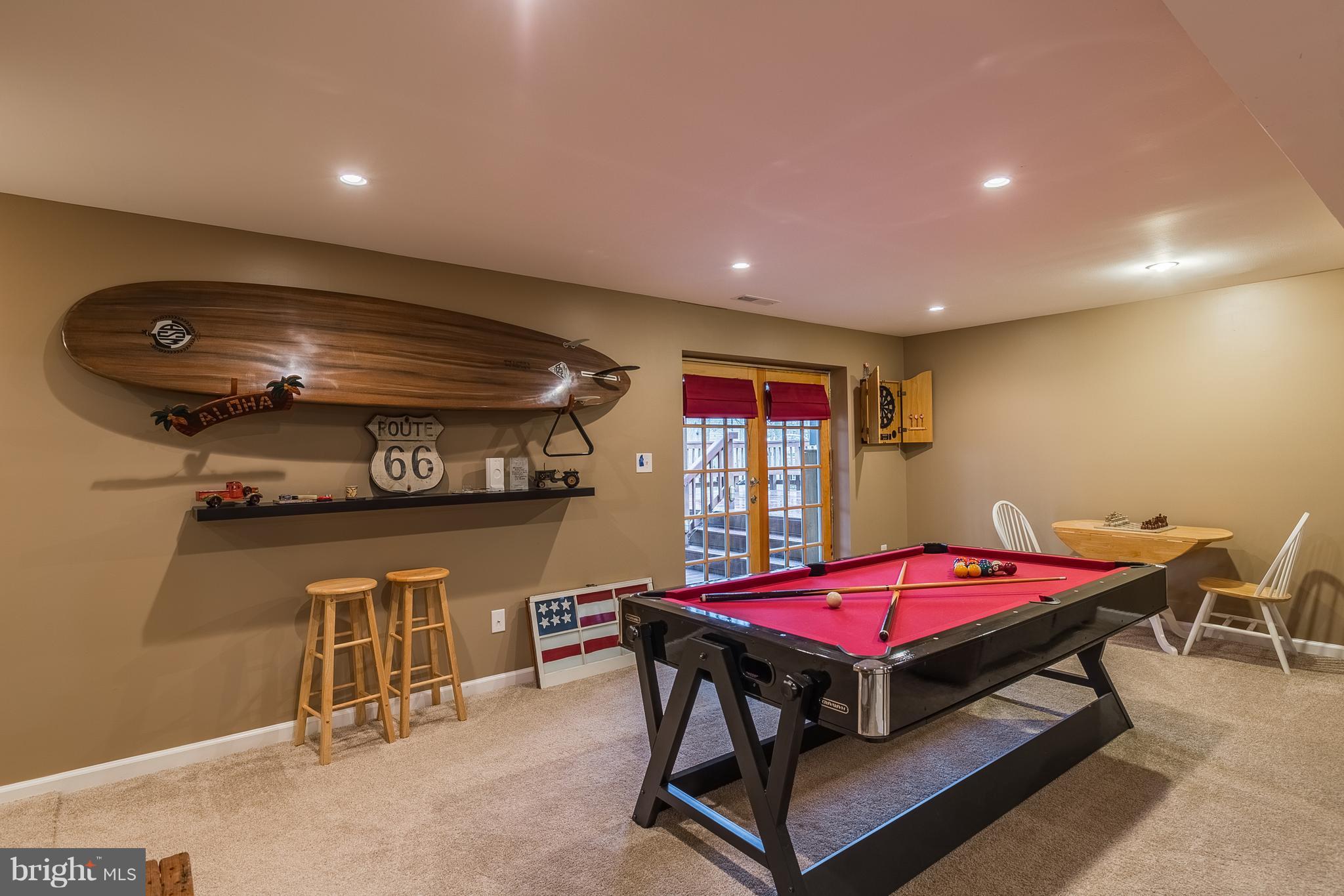 LAKE RIDGE - Residential